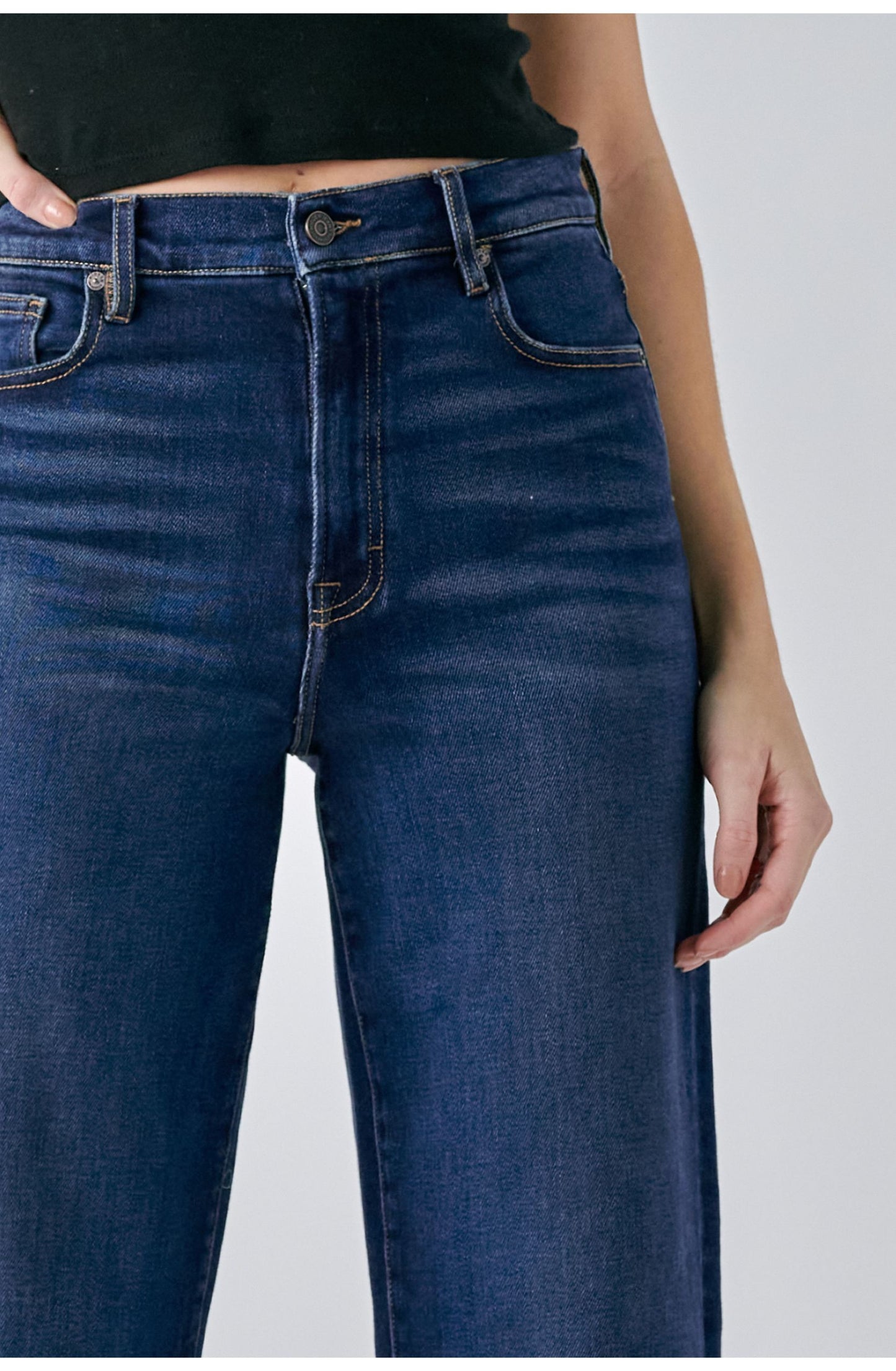 Logan Dark Wash Clean Stretch Dad Jean