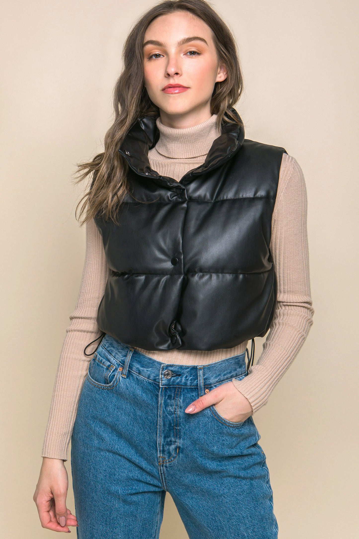 Andie Cropped Leather Vest in Black