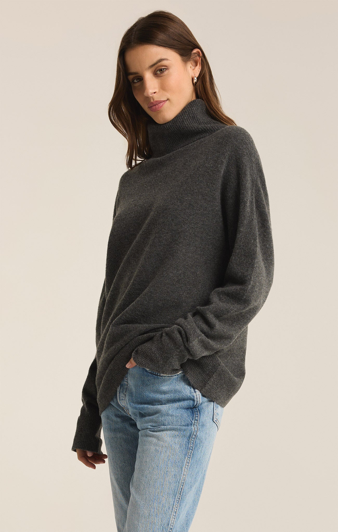 Richie Sweater in Charcoal Heather