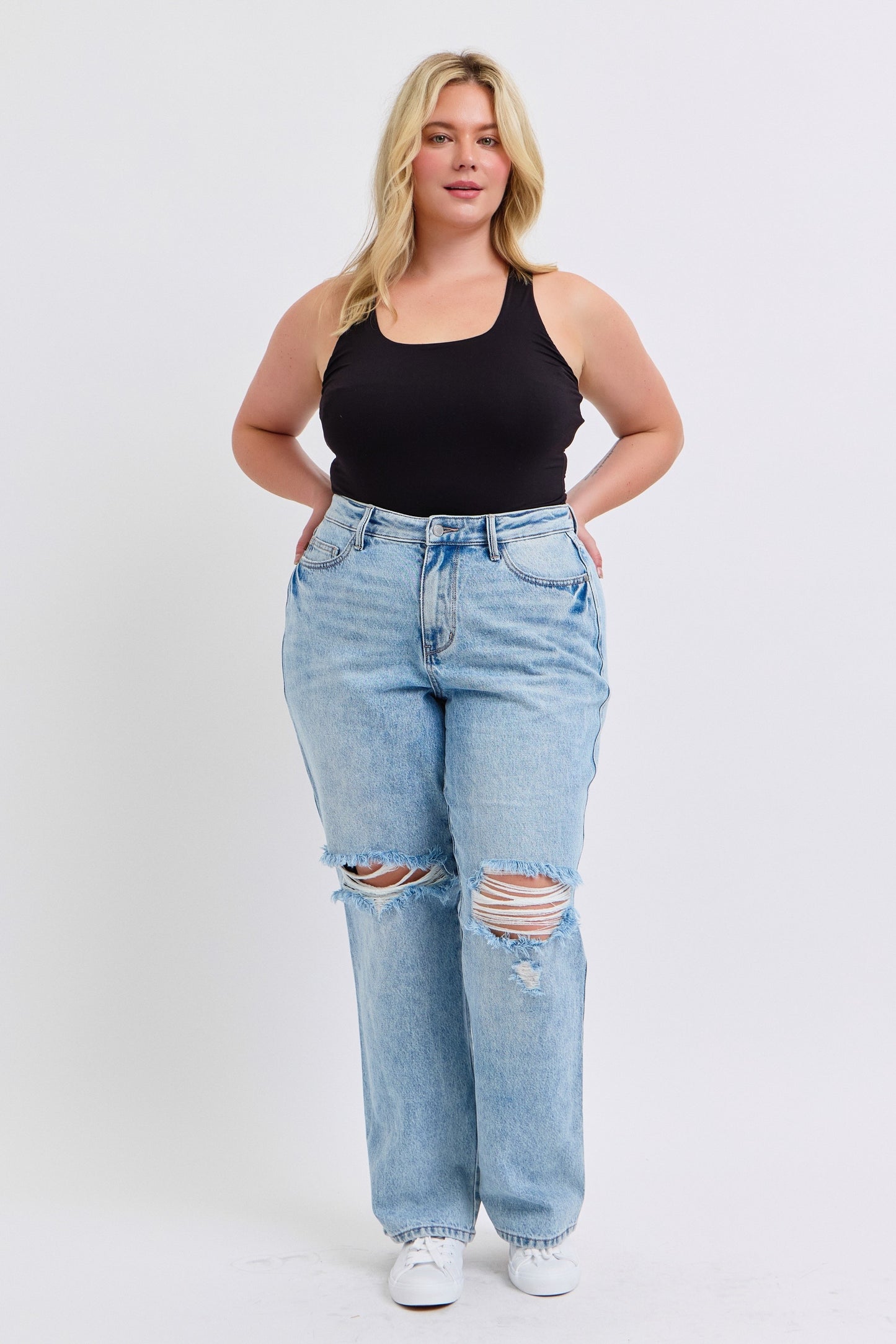 Hollie Rigid Magic Destroy 90's Straight in Plus