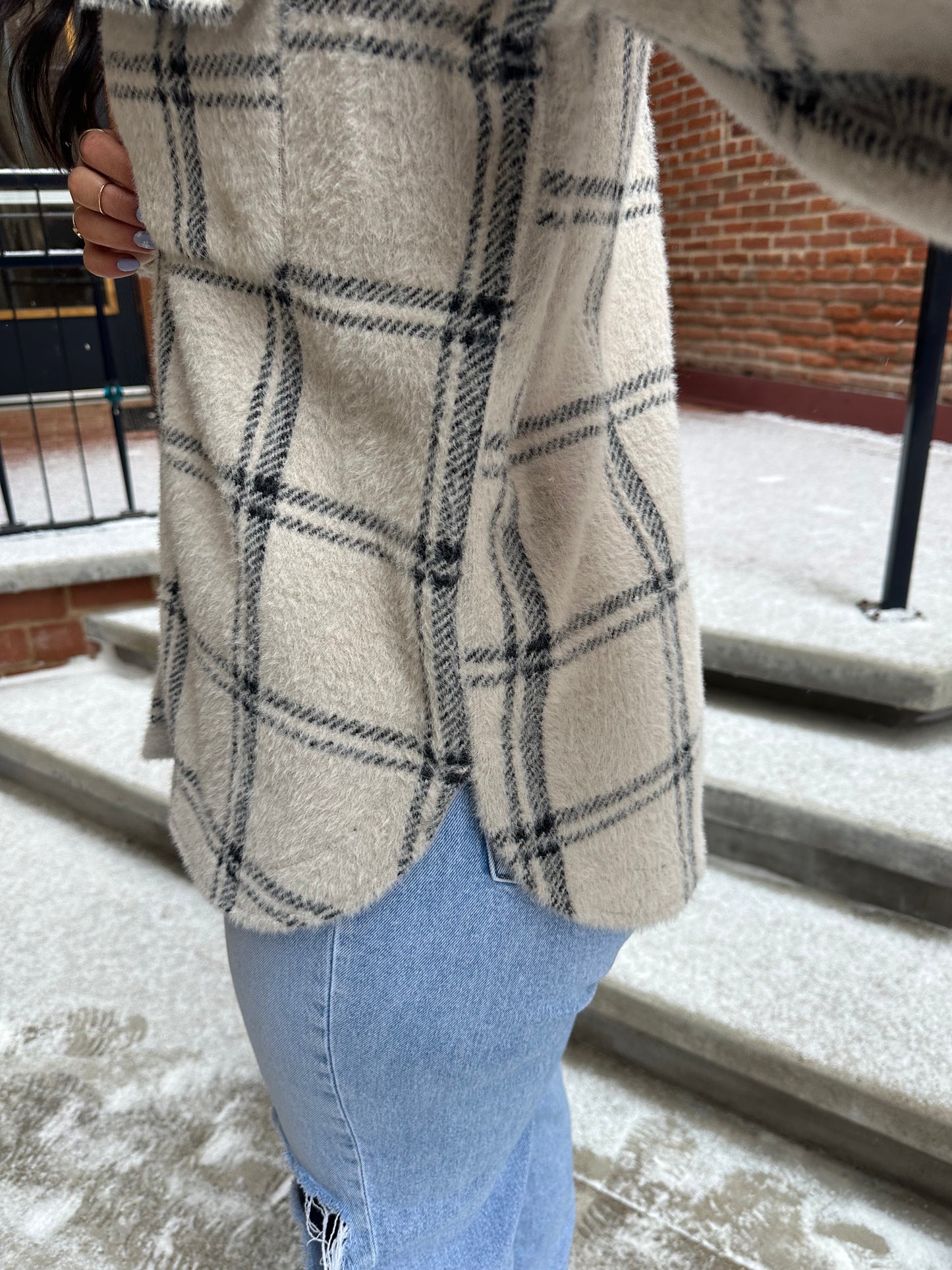 Toni Plaid Tucker Jacket in Crystal Grey