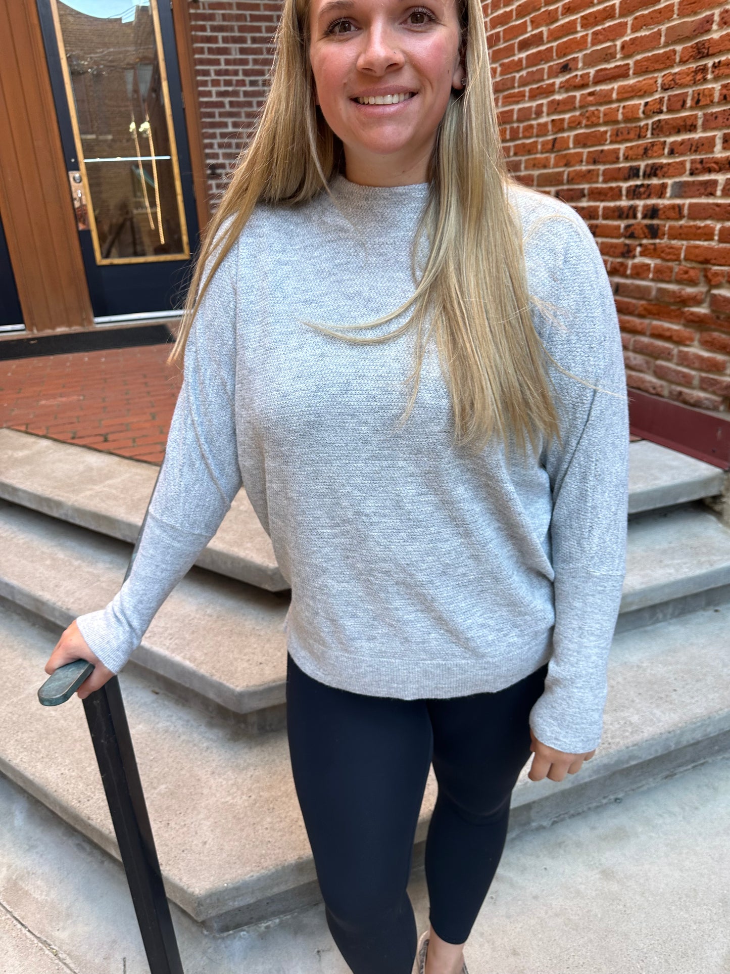 Hadley Mini Waffle Sweater In Heather Grey