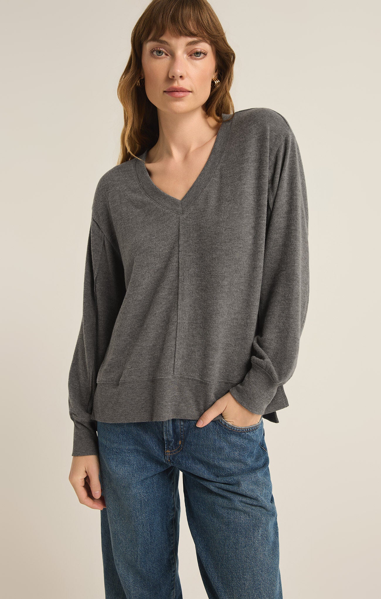 Wilder Cloud V Neck Top in Charcoal Heather