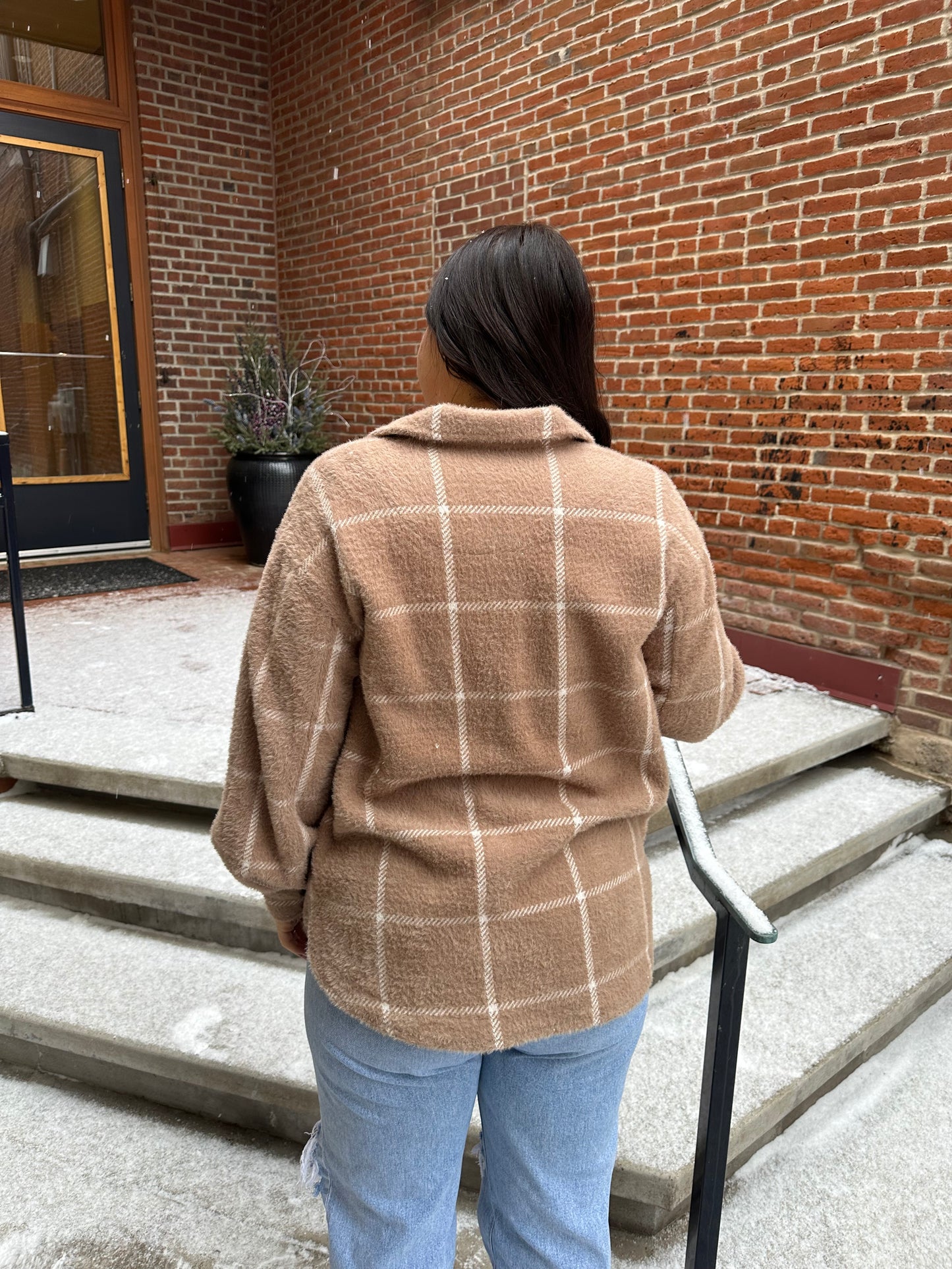 Toni Plaid Tucker Jacket in Heather Taupe