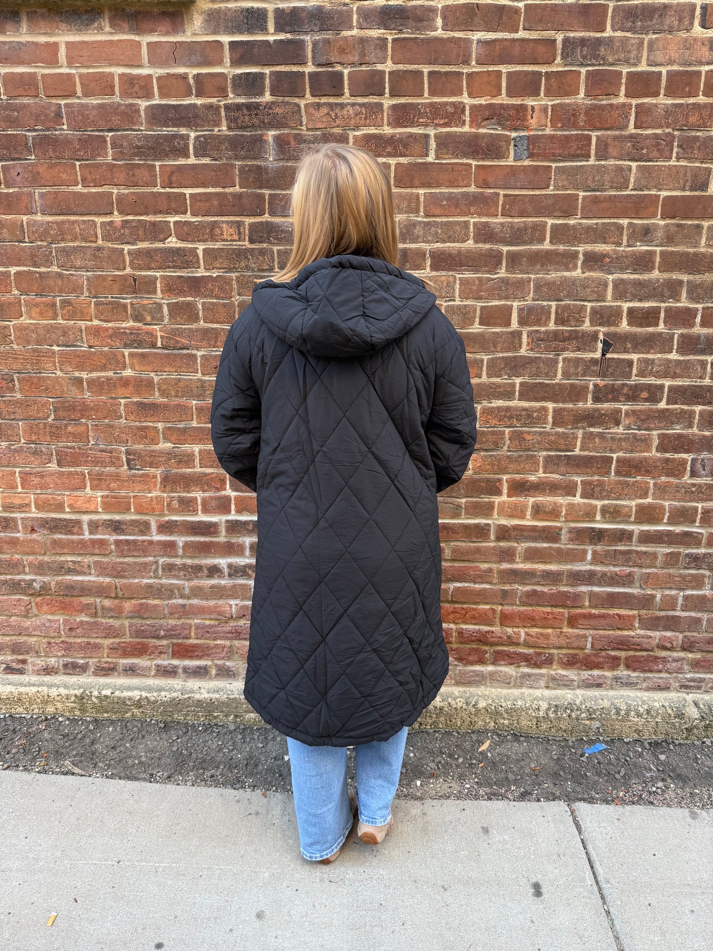 Norah Quilted Puffer Jacket in Black