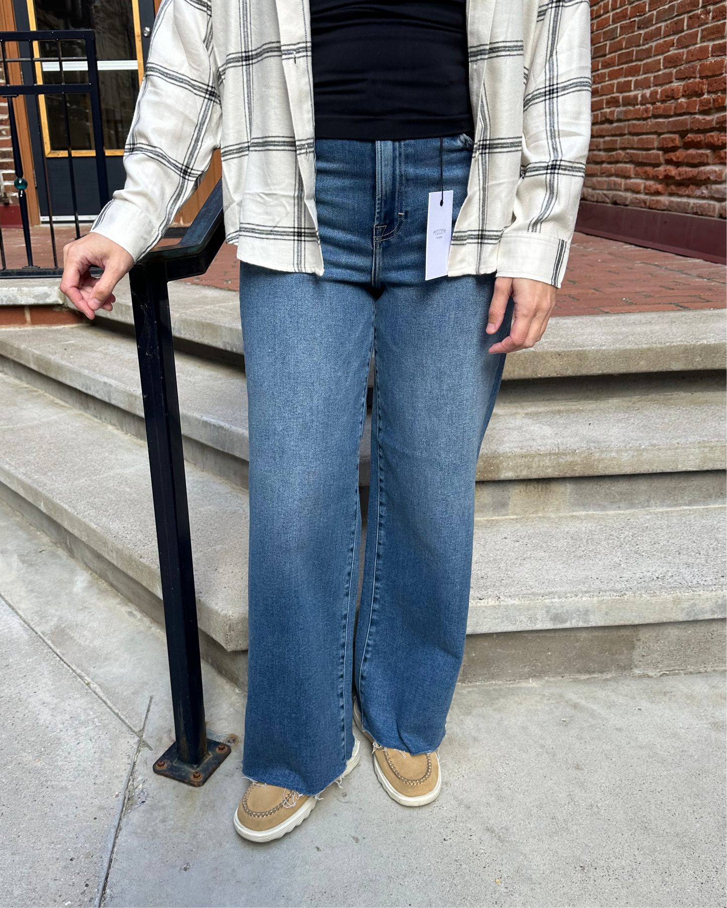 Logan Dark Wash Clean Stretch Dad Jean