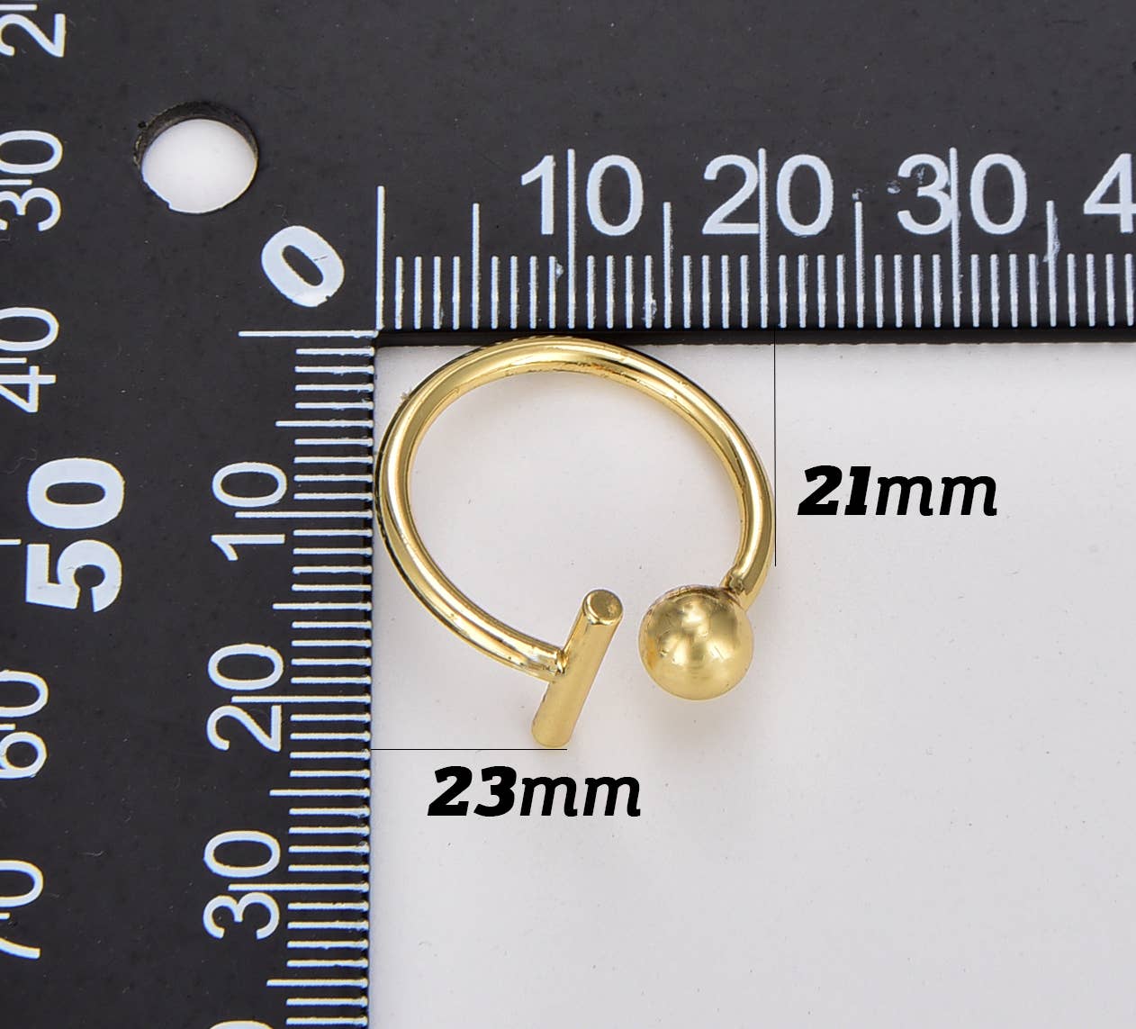 Ball and Bar Ring in Gold