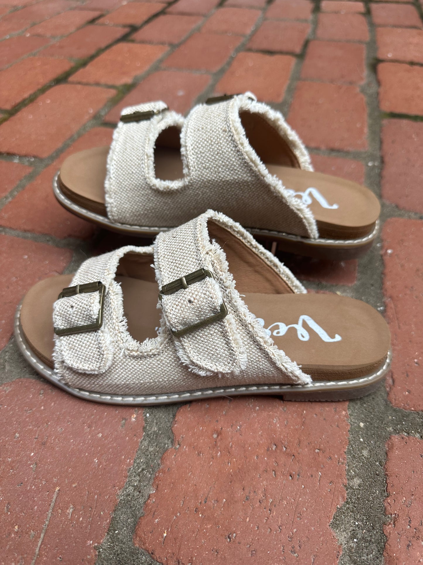 Mackenzie Sandal in Tan