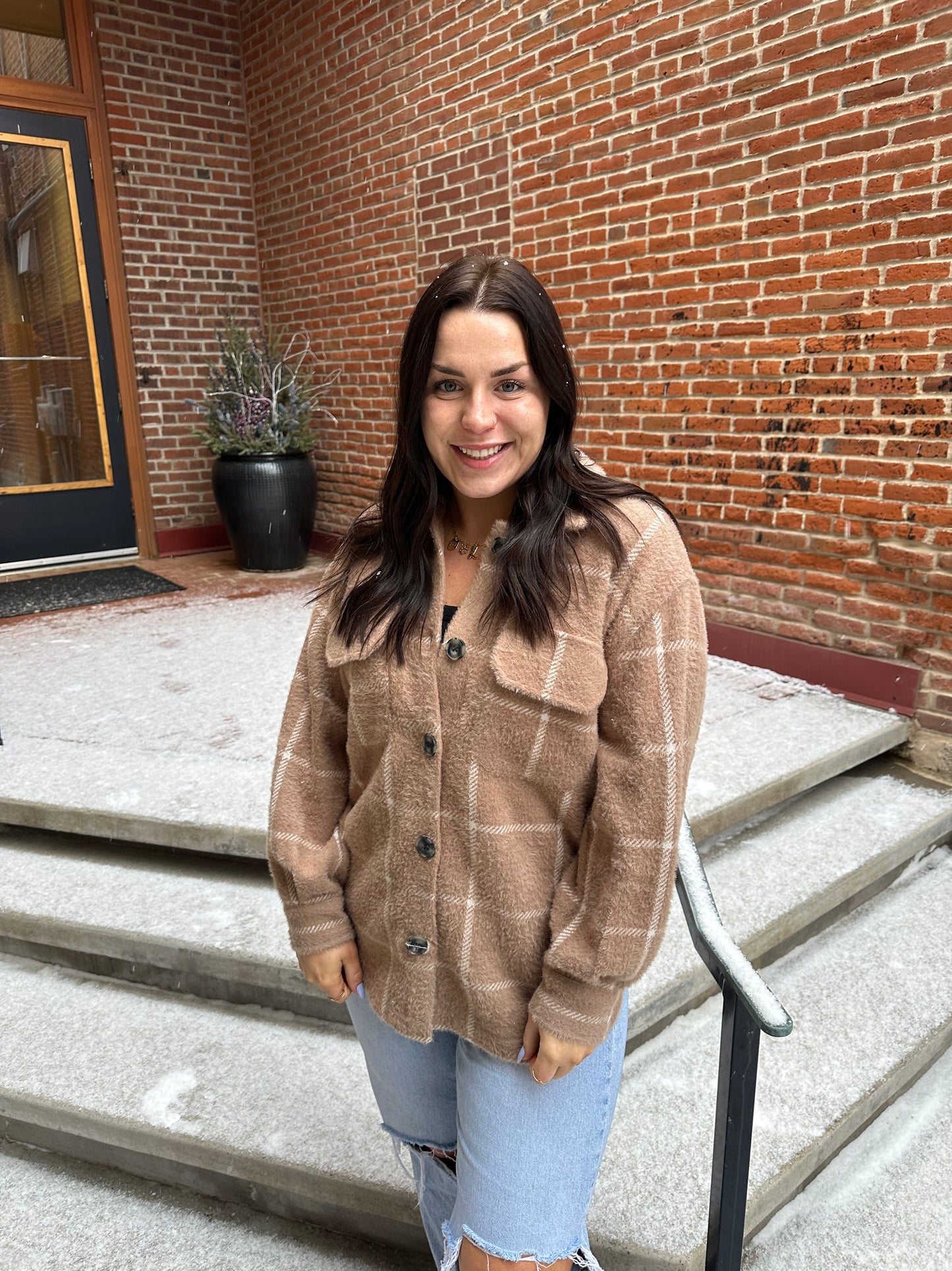 Toni Plaid Tucker Jacket in Heather Taupe