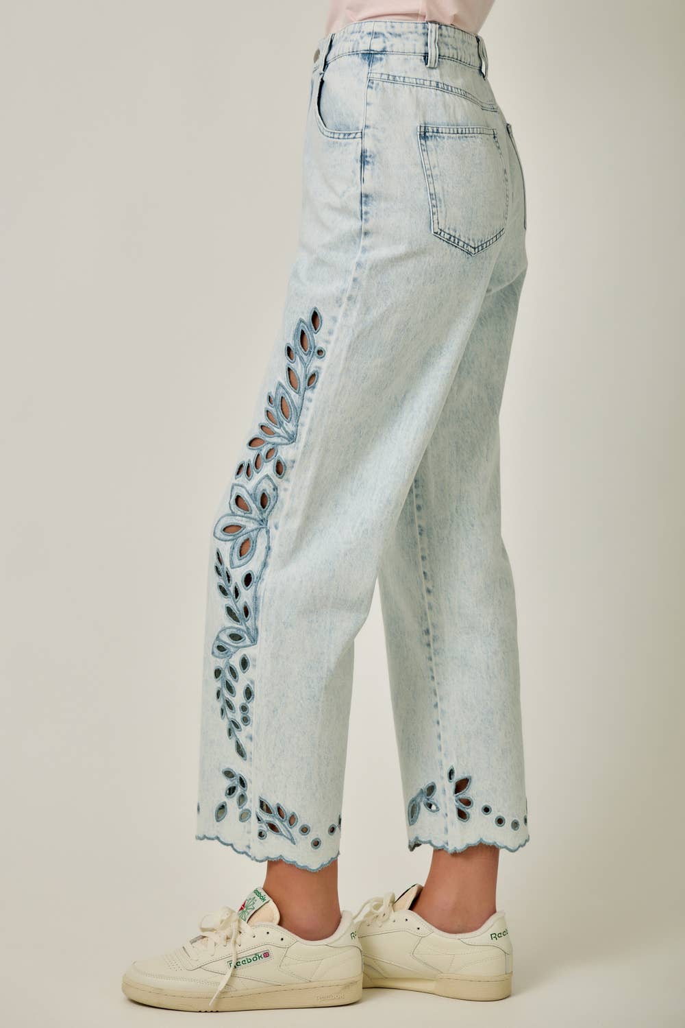 Cayla Embroidered Straight Leg Mom Jeans
