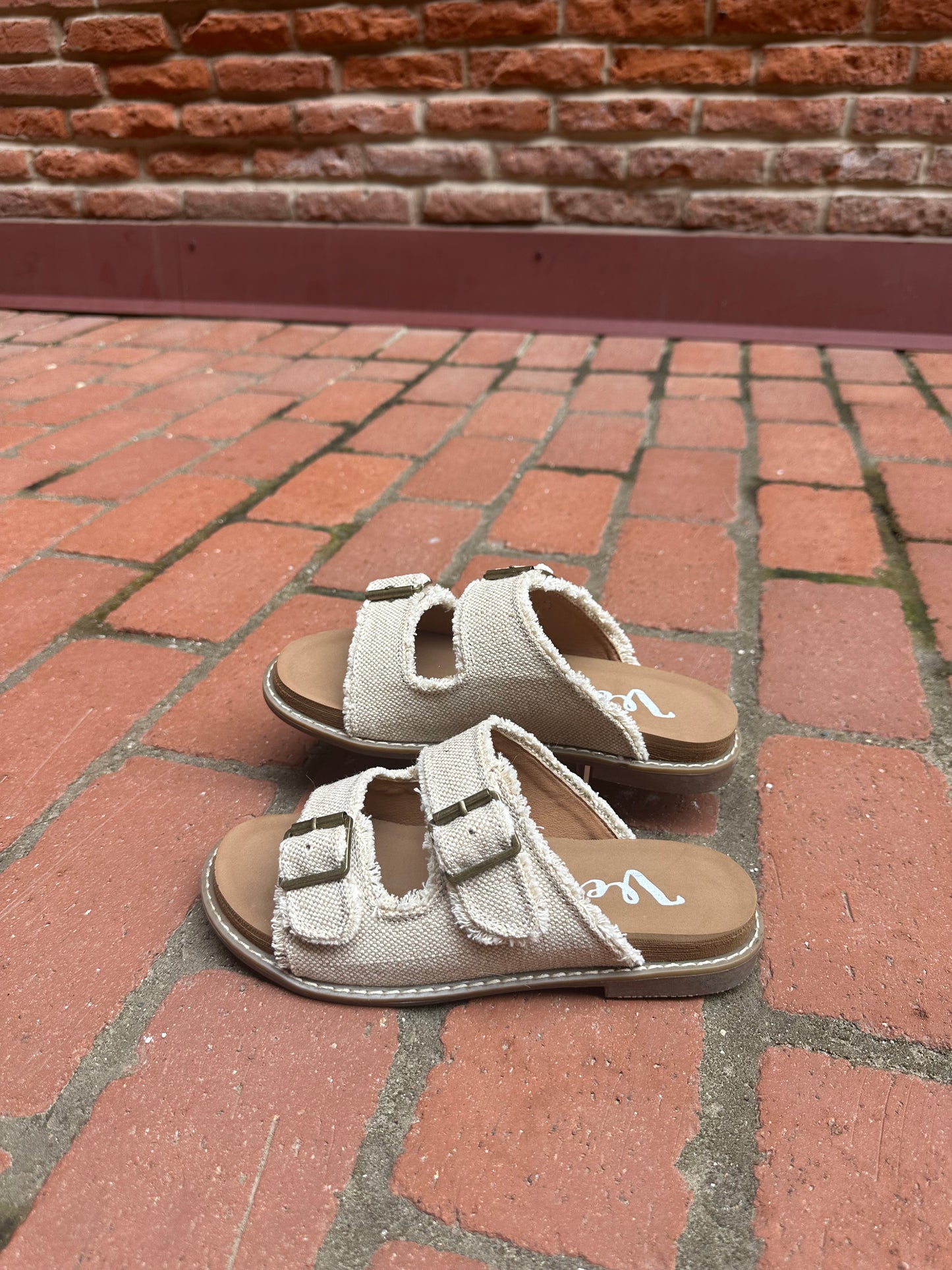Mackenzie Sandal in Tan