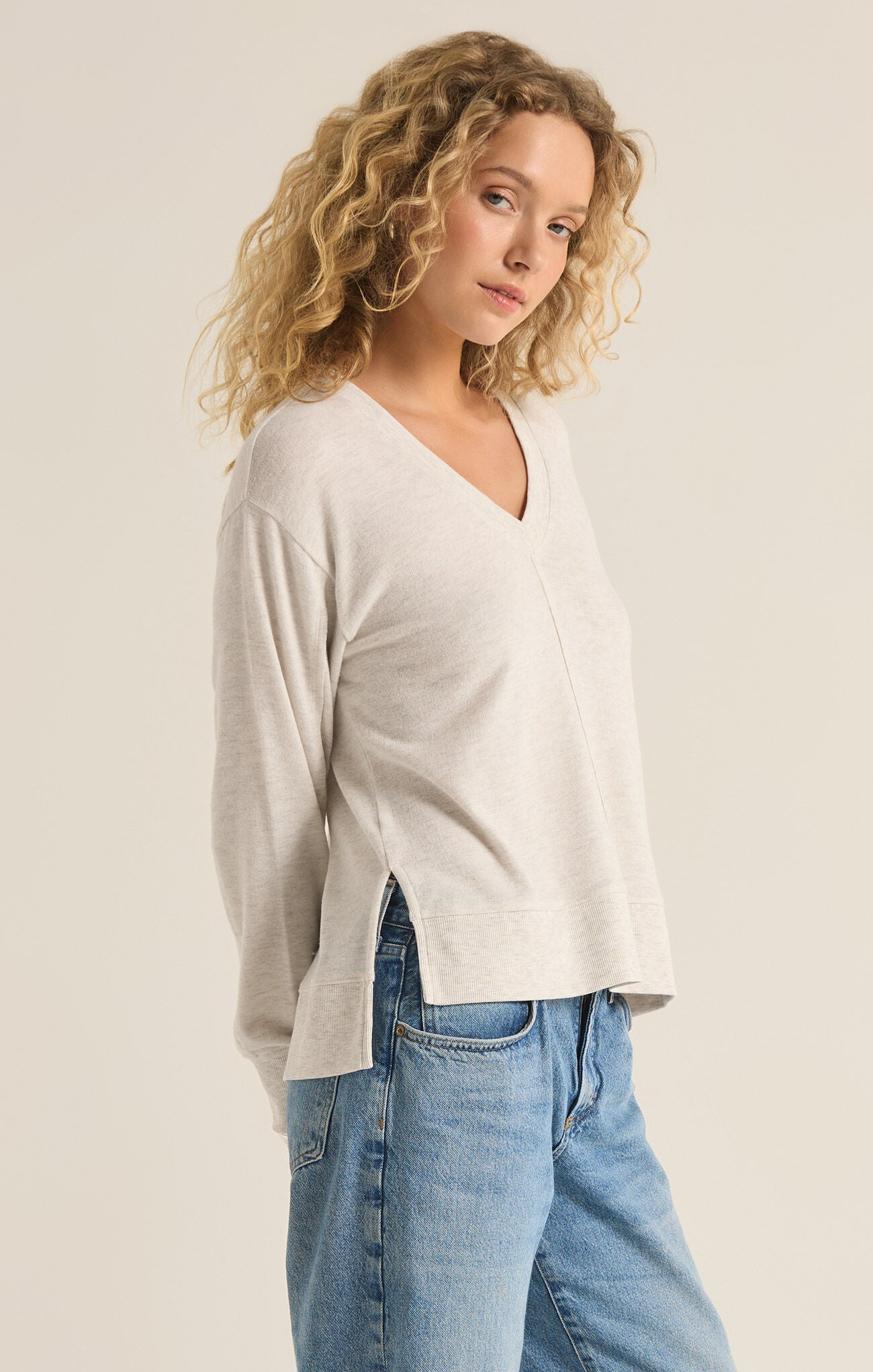 Wilder Cloud V Neck Top in Light Oatmeal