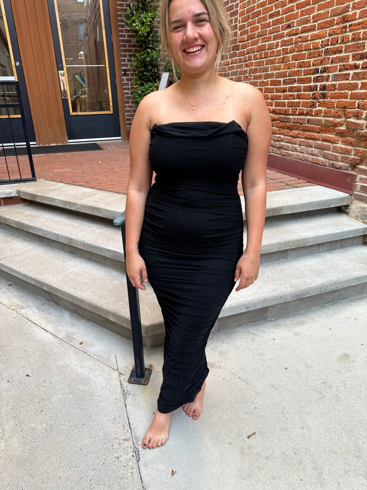 Kyleigh Sleeveless Bodycon Maxi Dress in Black
