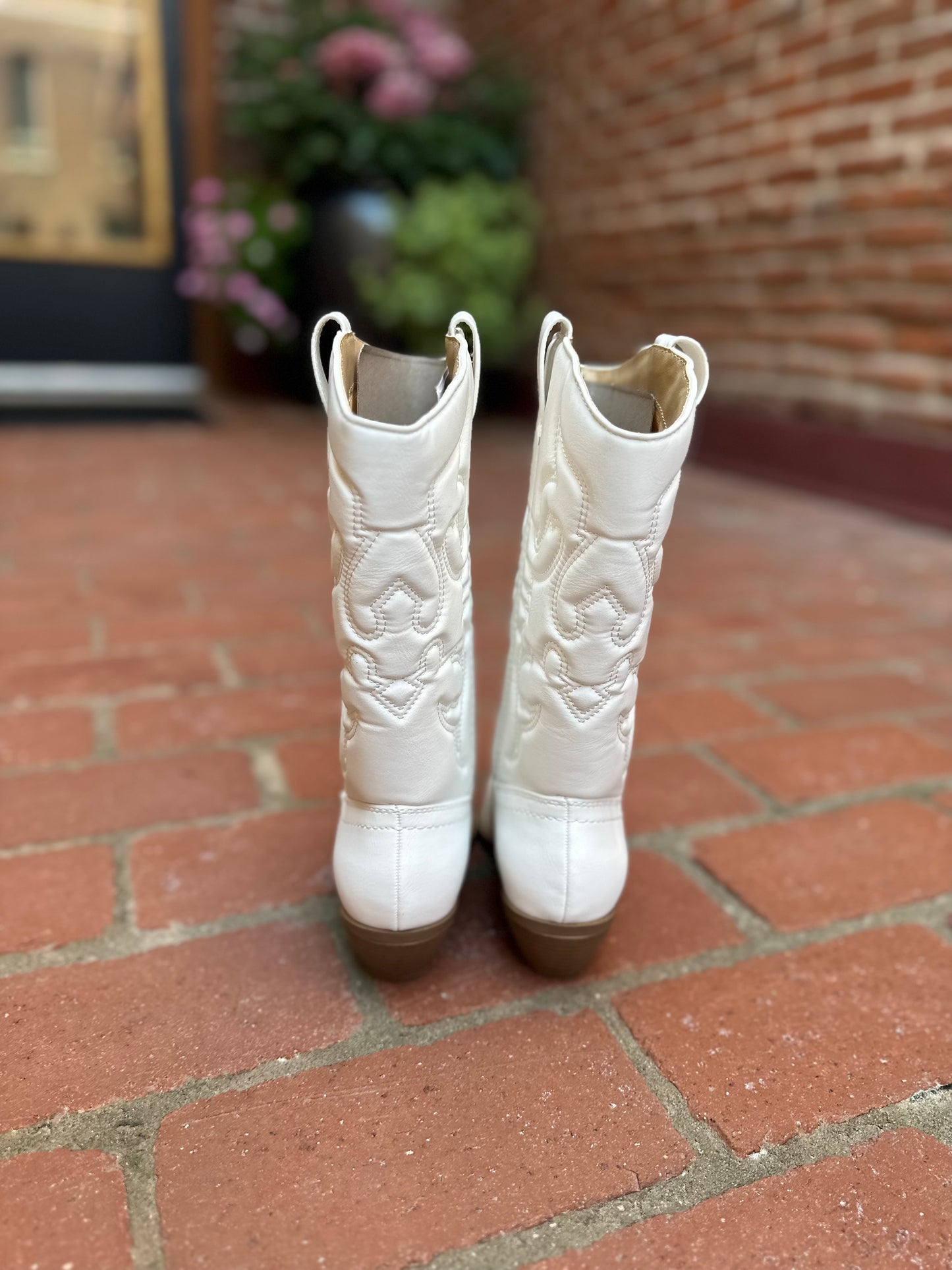 Lucy Tall White Cowgirl Boots