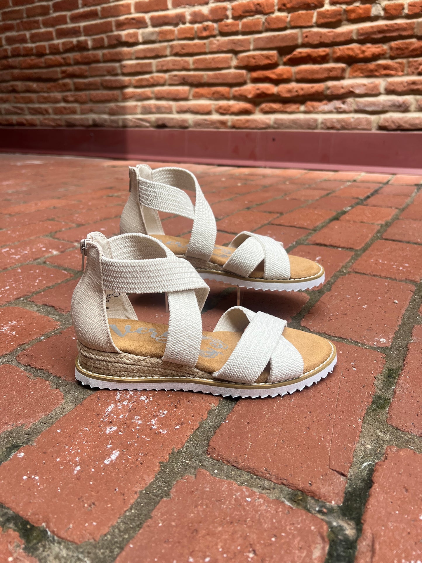 Sadie Sandal Very G in Cream