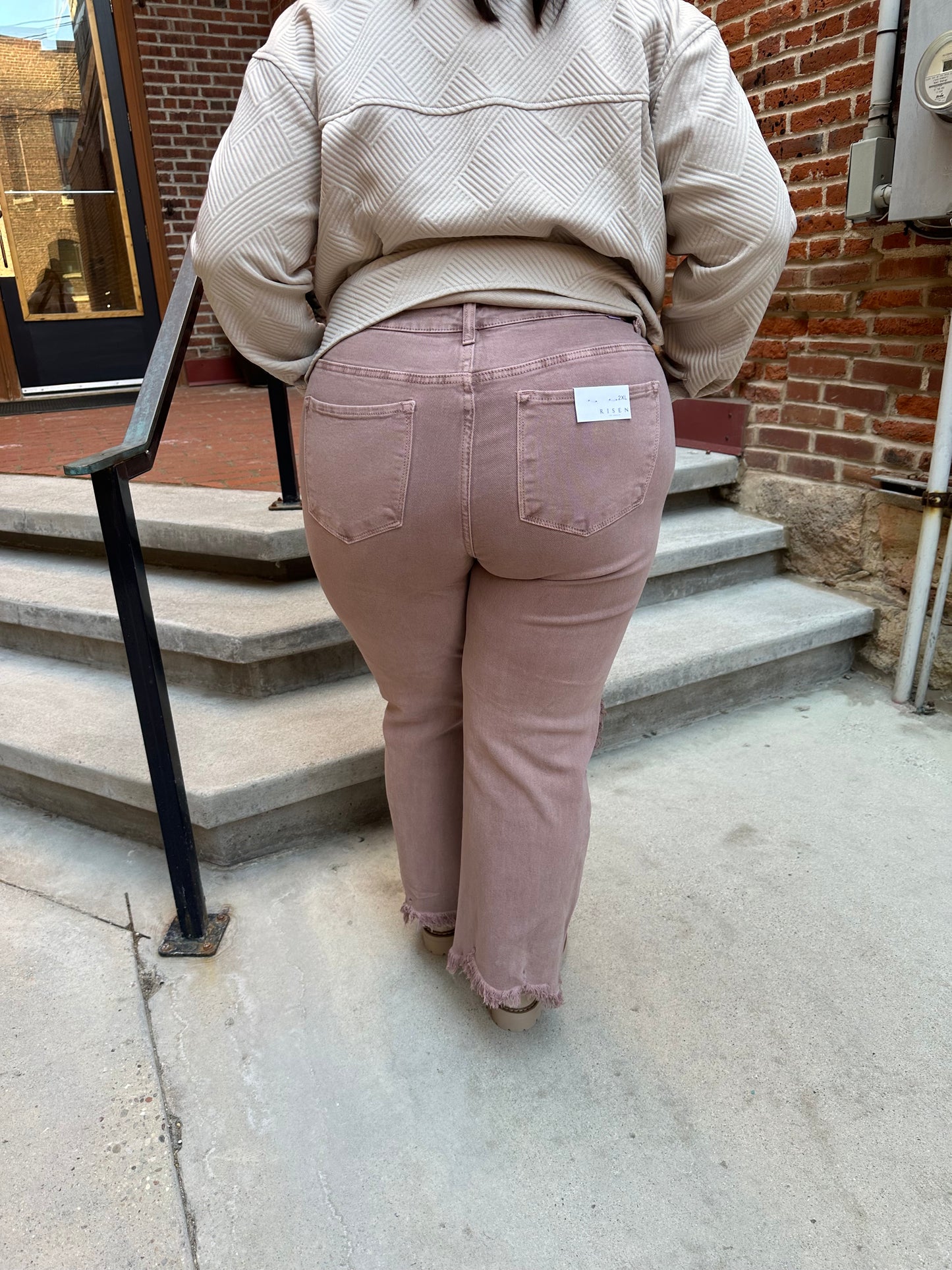 Lexi Ripped Jeans in Plus Size