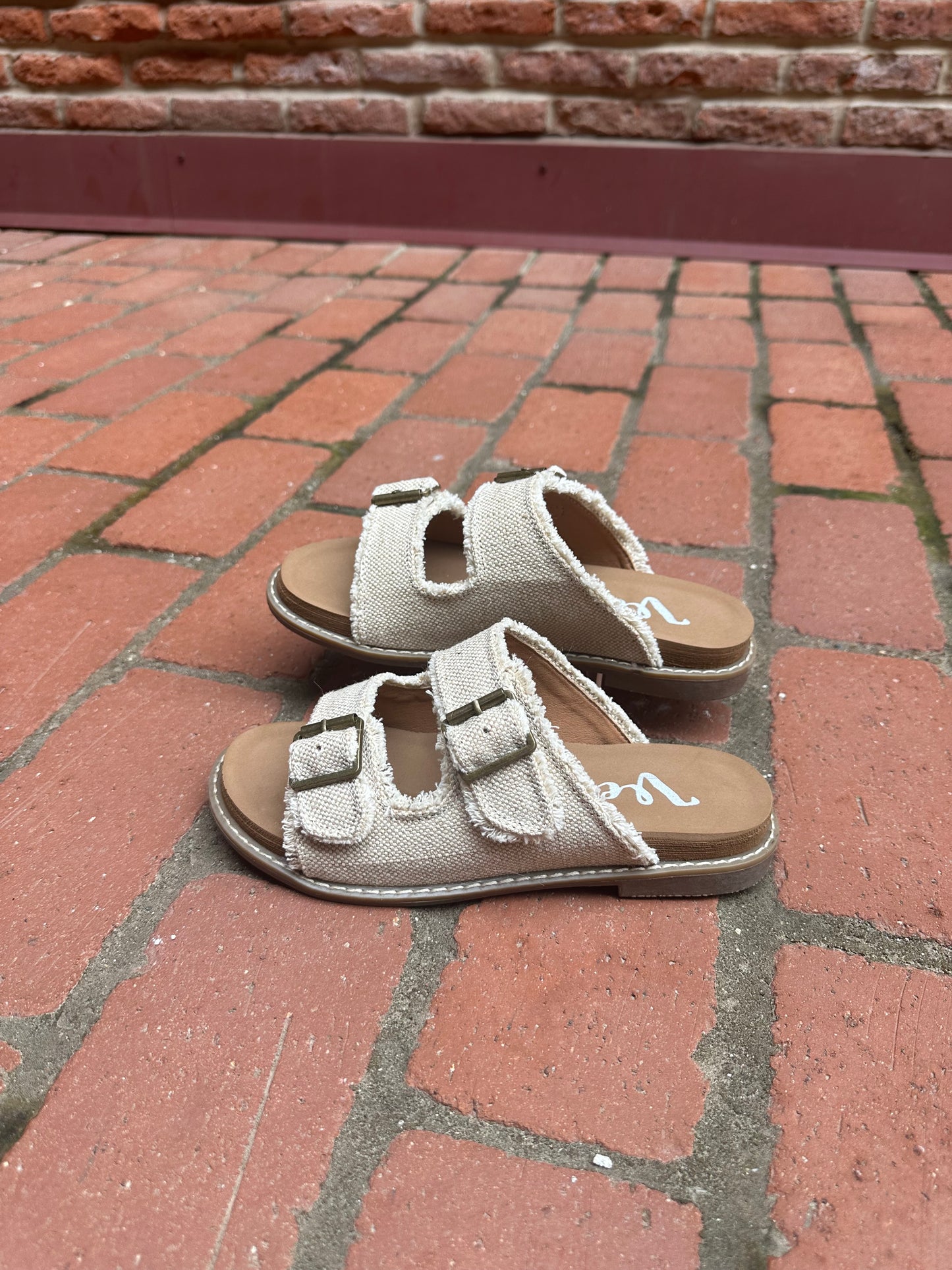 Mackenzie Sandal in Tan