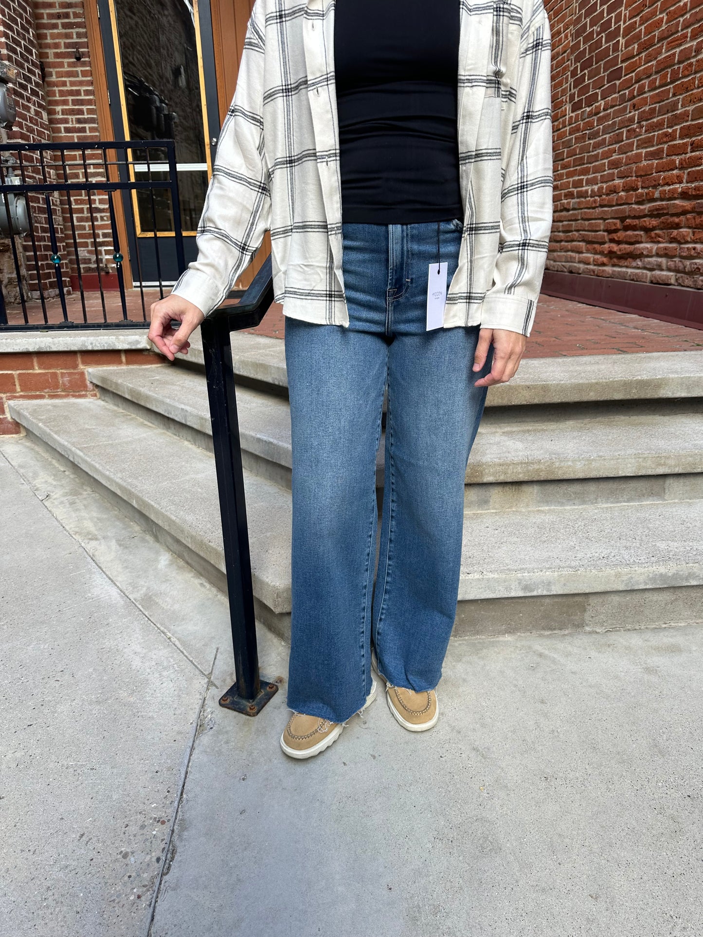 Logan Dark Wash Clean Stretch Dad Jean