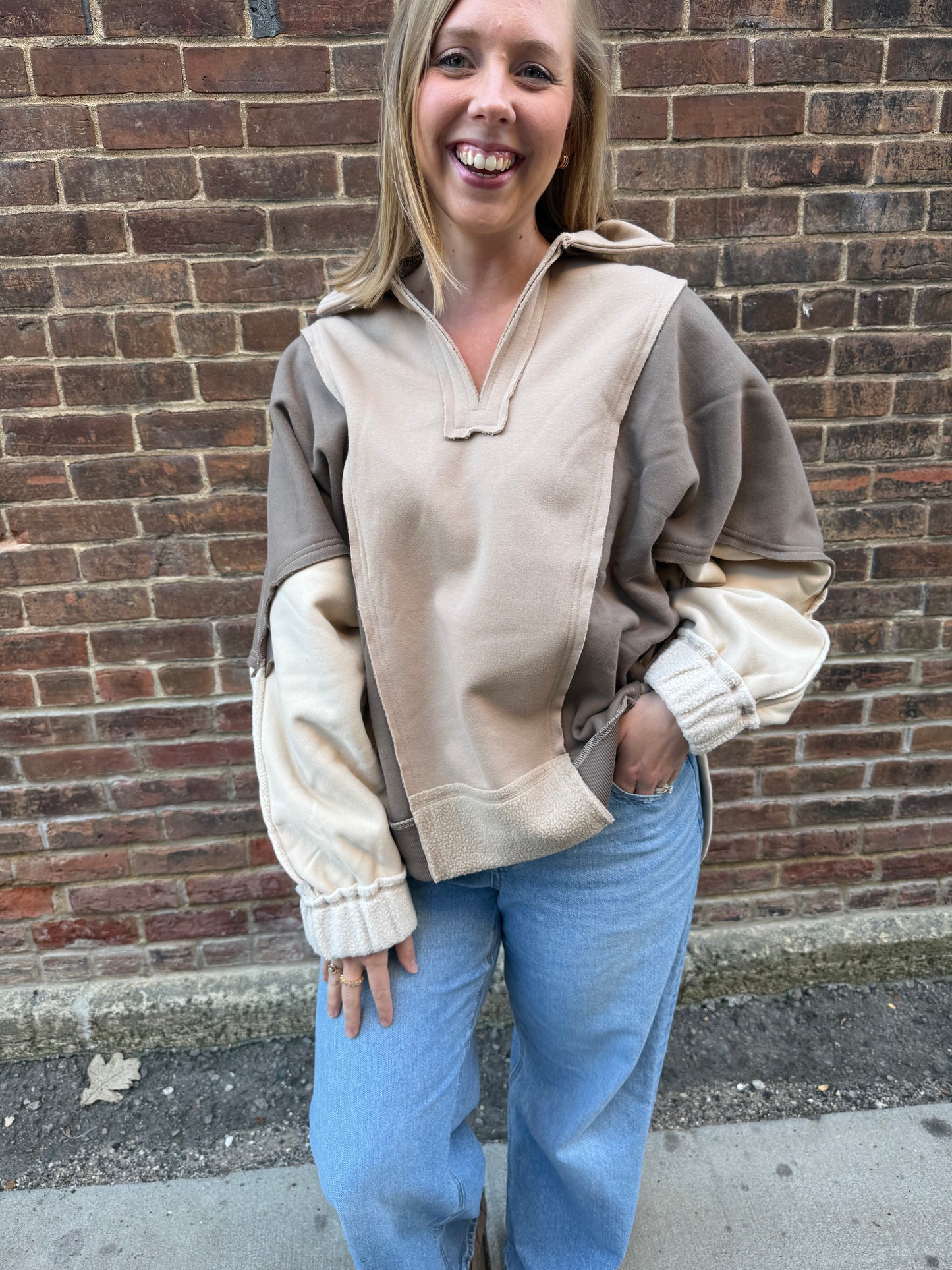 Lallie Sweatshirt in Oat