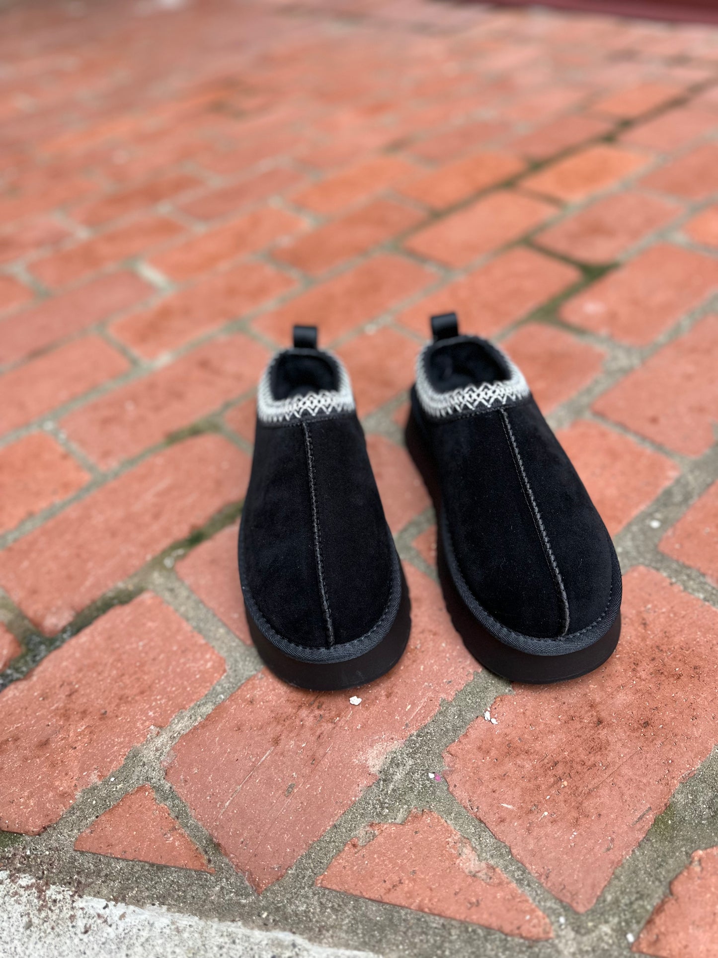 Josie Platform Tasman Slippers in Black