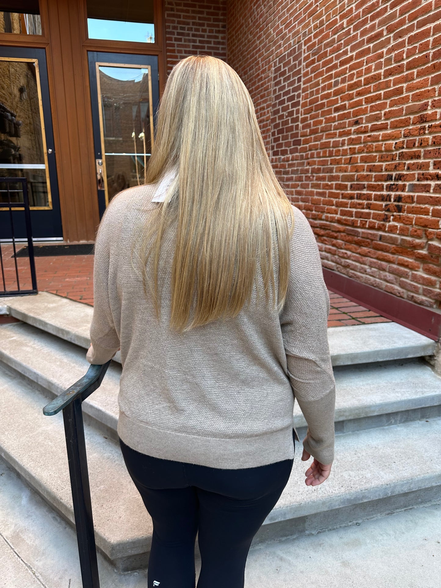 Hadley Mini Waffle Sweater In Taupe