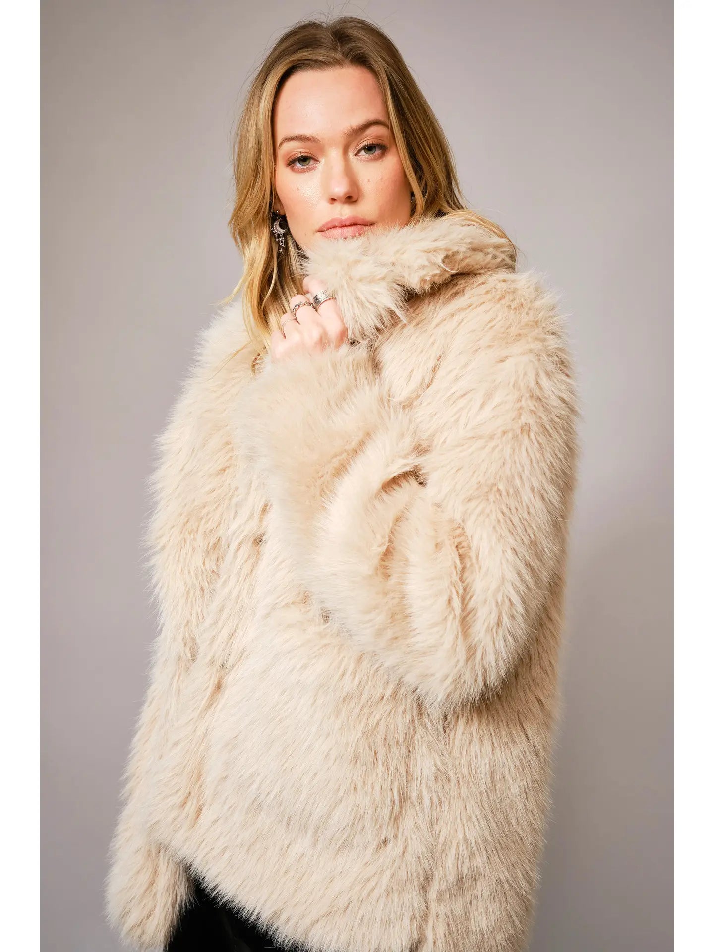 Diana Shaggy Notch Collared Faux Fur Coat