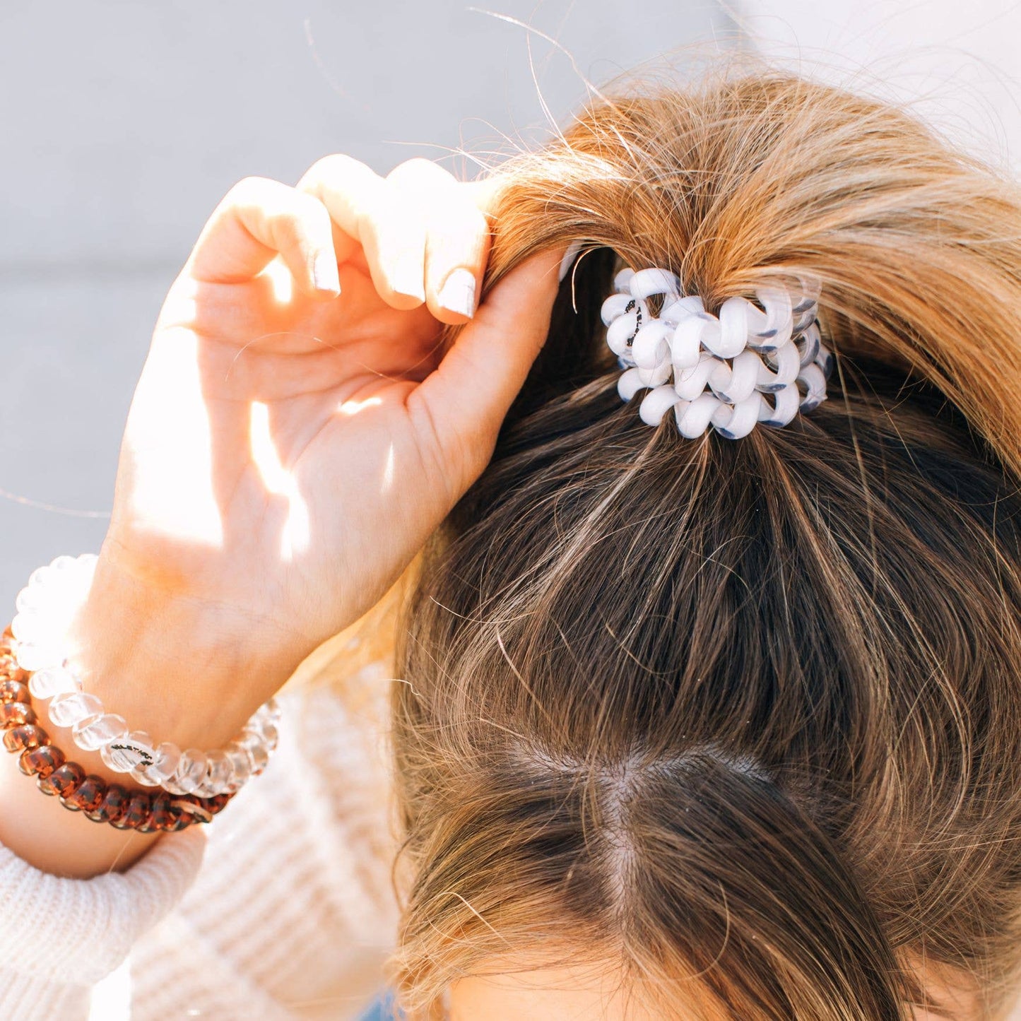 Spiral Hair Coils in Large in Coconut White Hair Ties