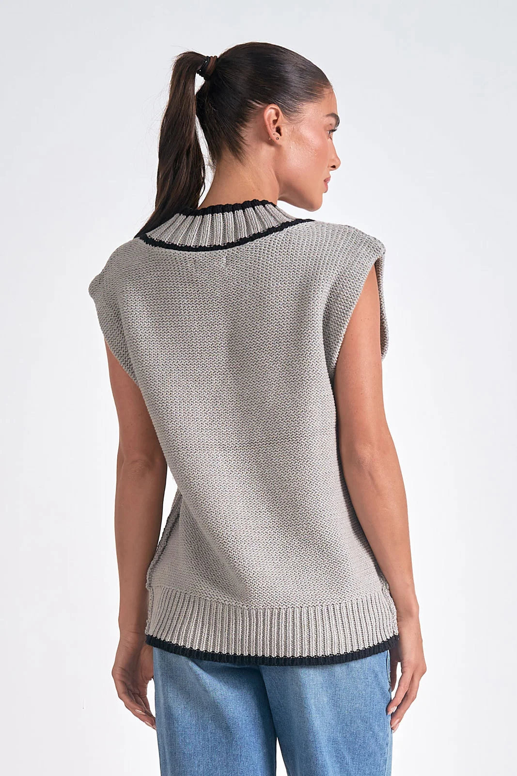 Estee Sweater Vest in Grey