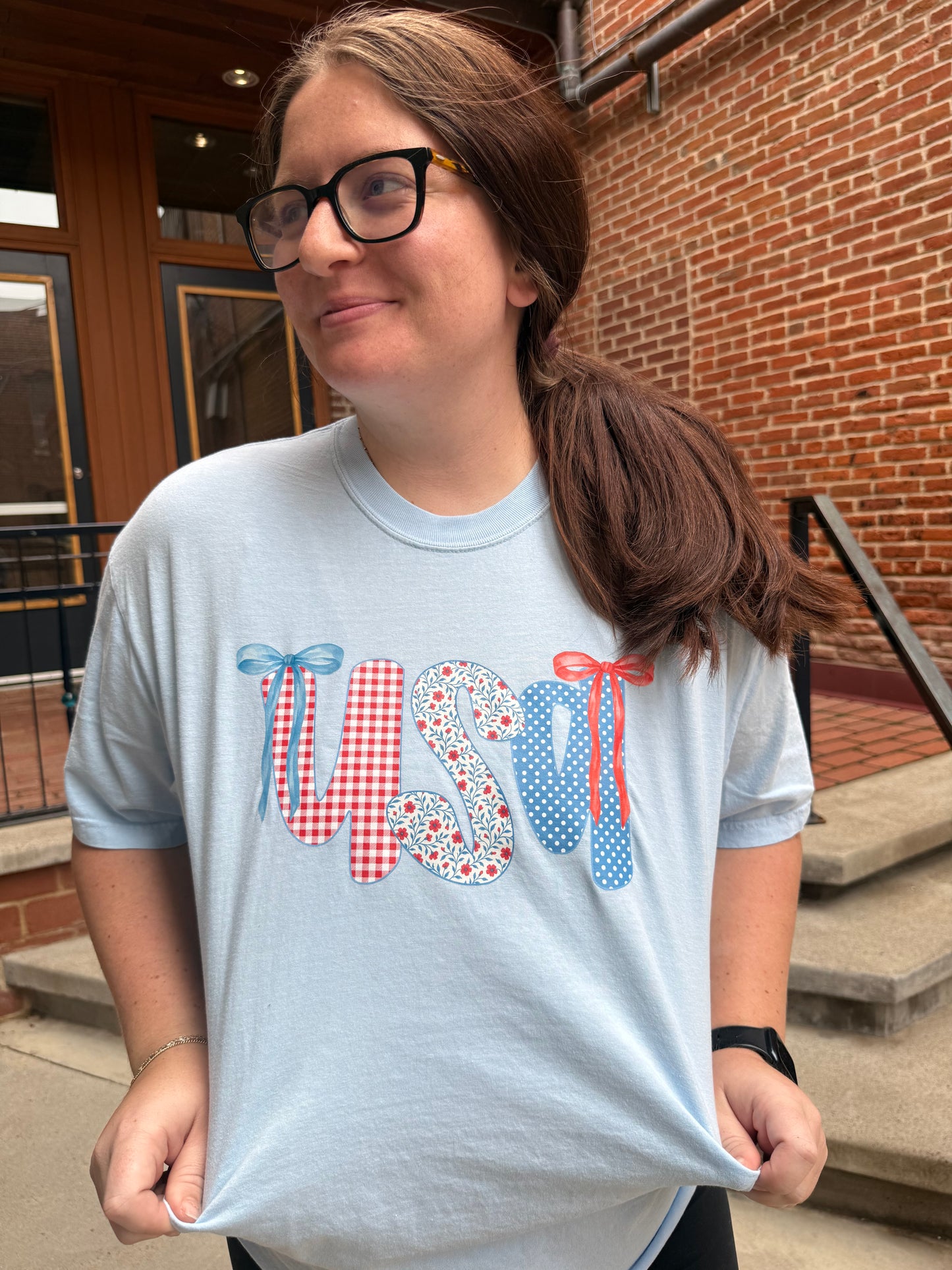 USA Preppy Bow Comfort Colors T Shirt 4th of July in Hydrangea