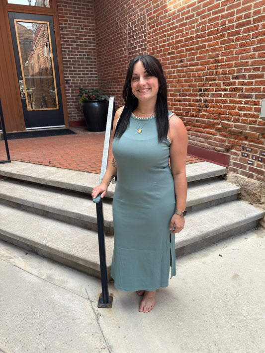 Delamer Midi Dress in Green