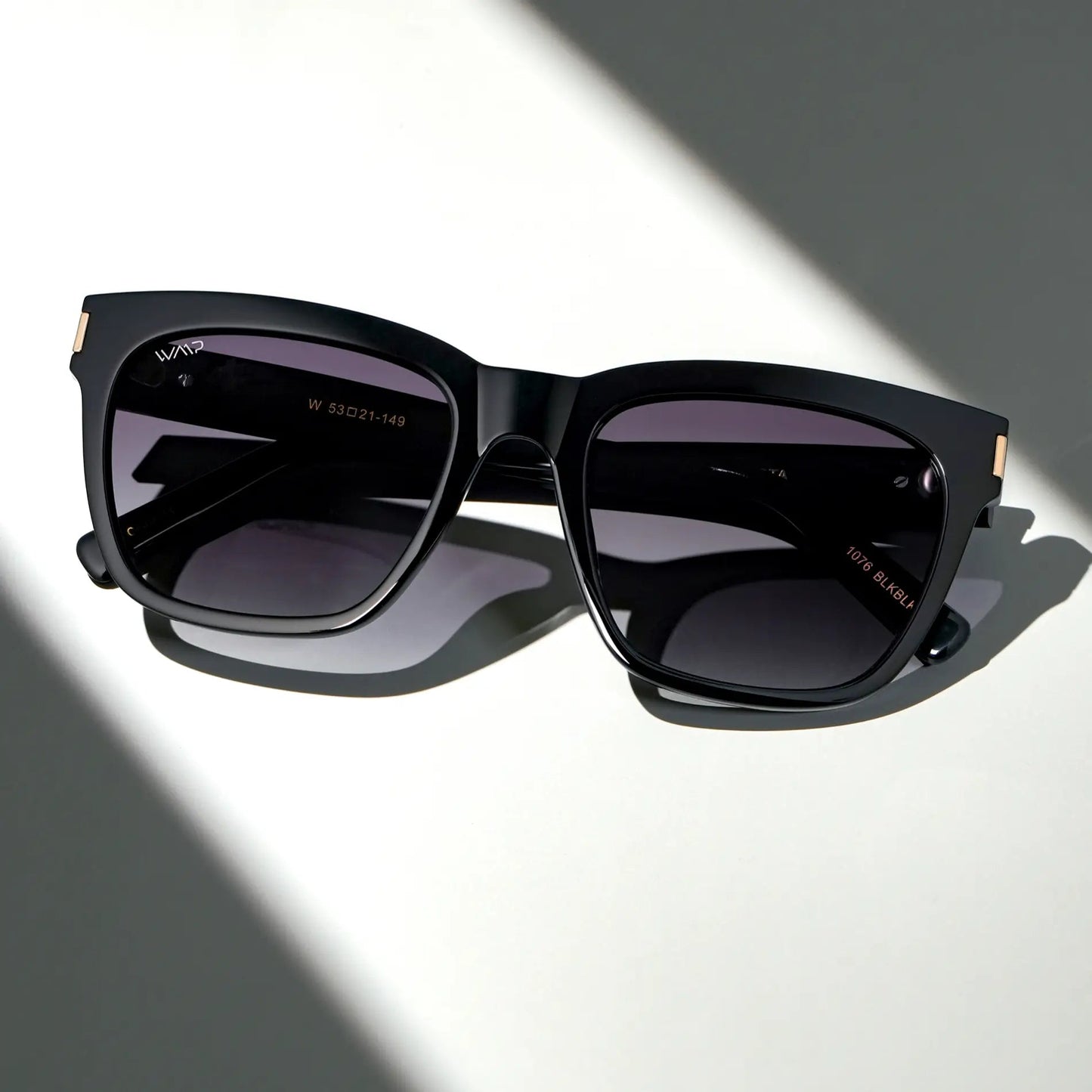 Dakota Gradient Black Lens Sunglasses