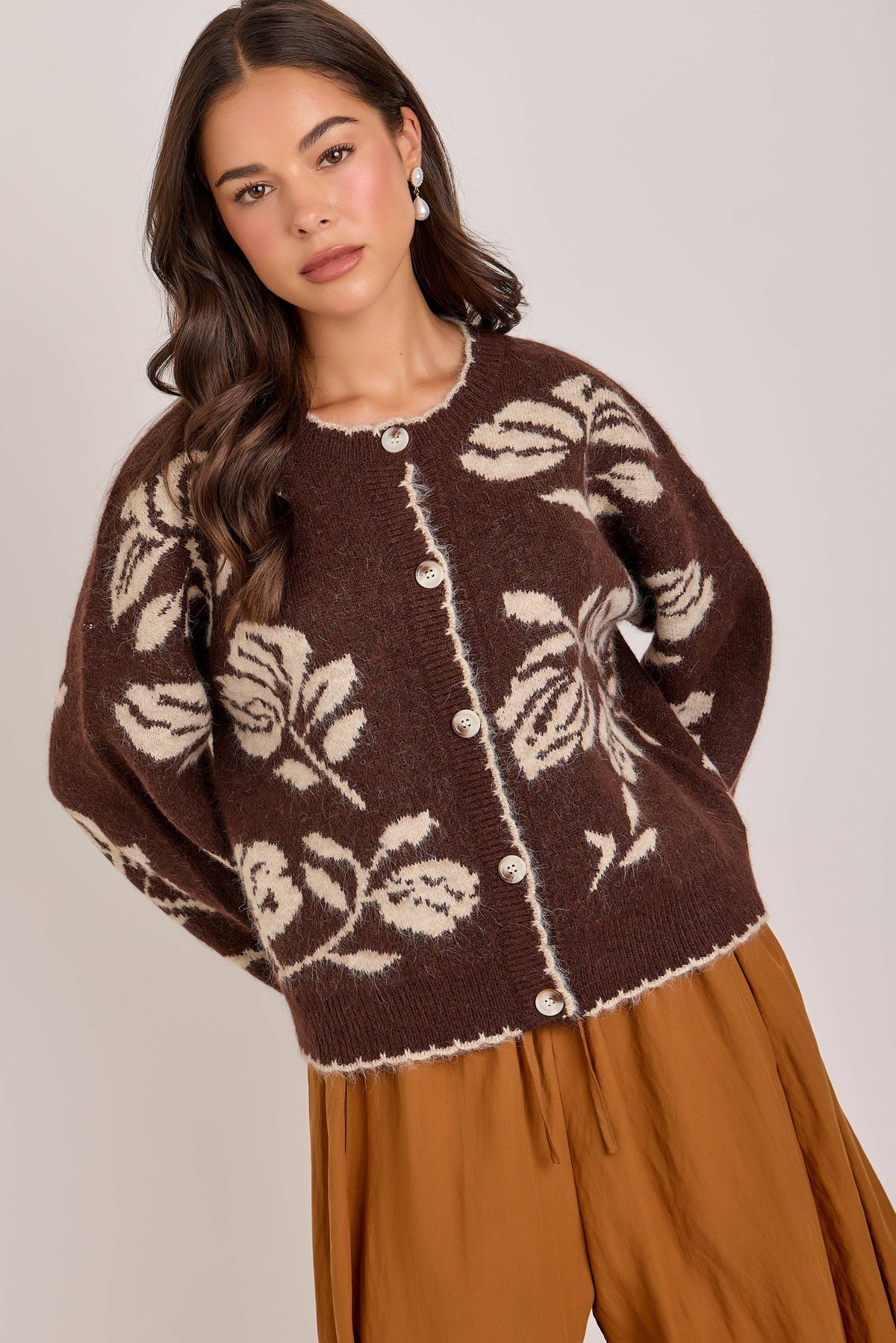 Julia Floral Patterned Cardigan in Mocha