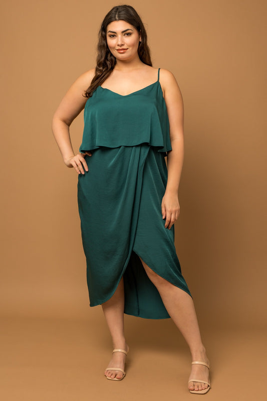 Hanna Satin Dress Sleeveless in Plus