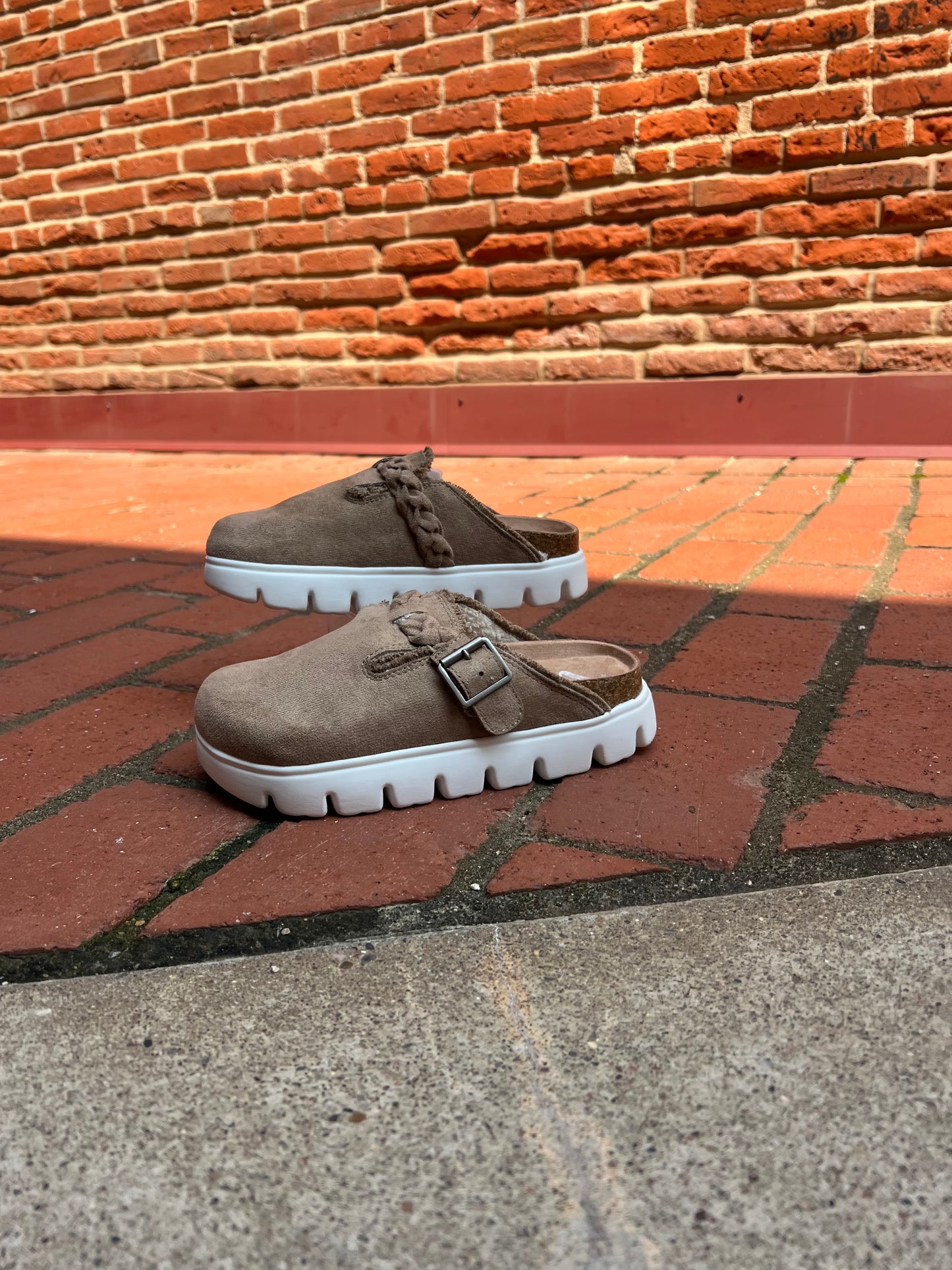 Cali Clogs in Taupe