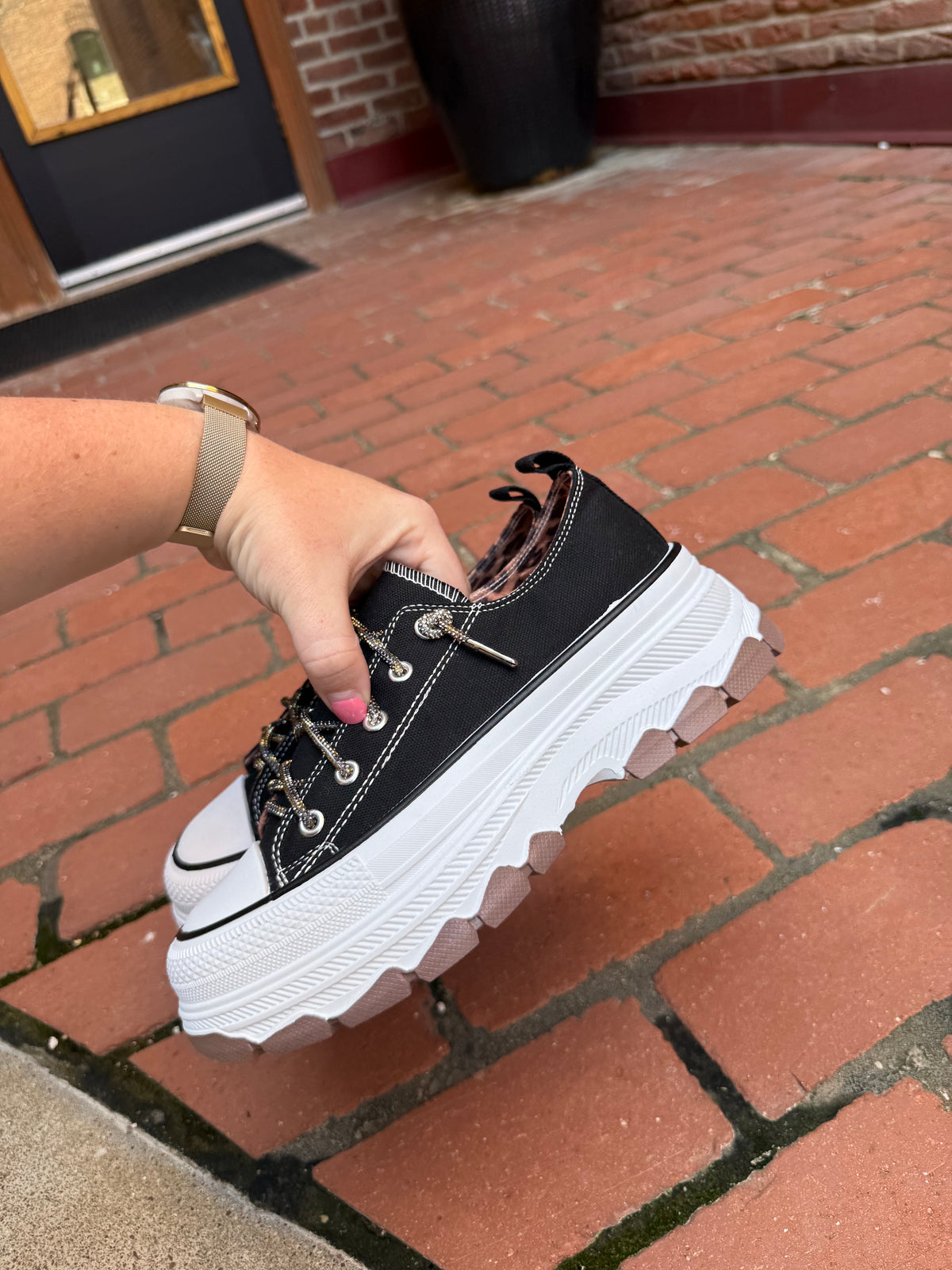 Piper Sneaker Cheetah in Black