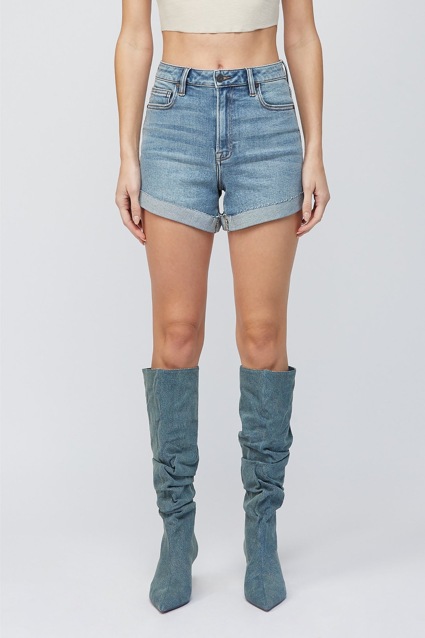 Finn Medium Dark Cuffed Hidden Shorts
