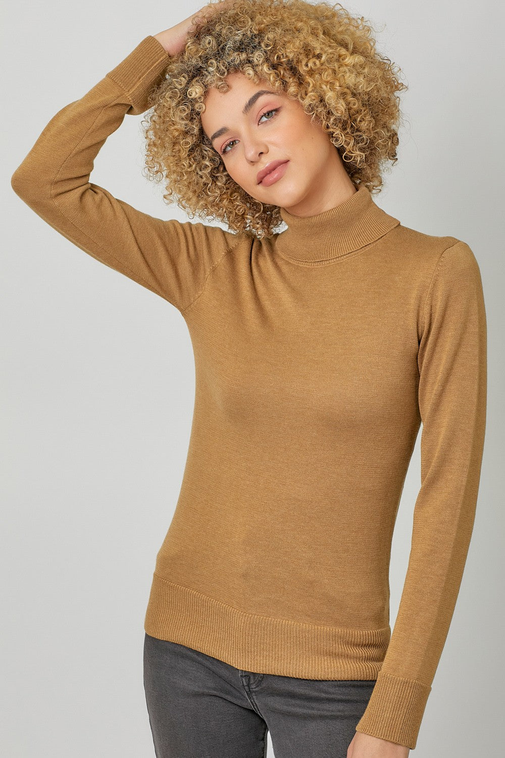 Jorie Cashmere Turtle Neck Sweater in Old Gold