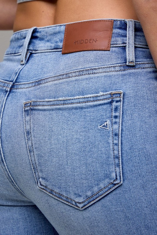 Medium Dark Clean Stretch Straight Leg
