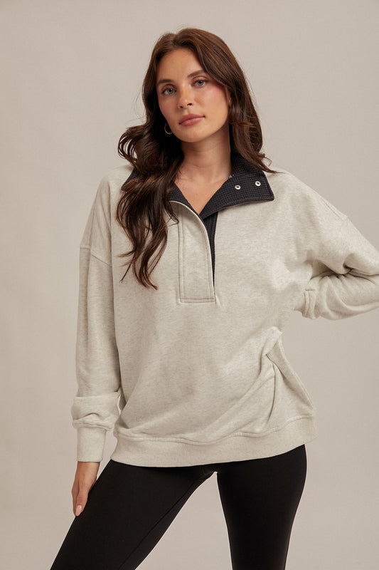 Victoria Thermal Contrast Snow Washed Sweatshirt in Grey