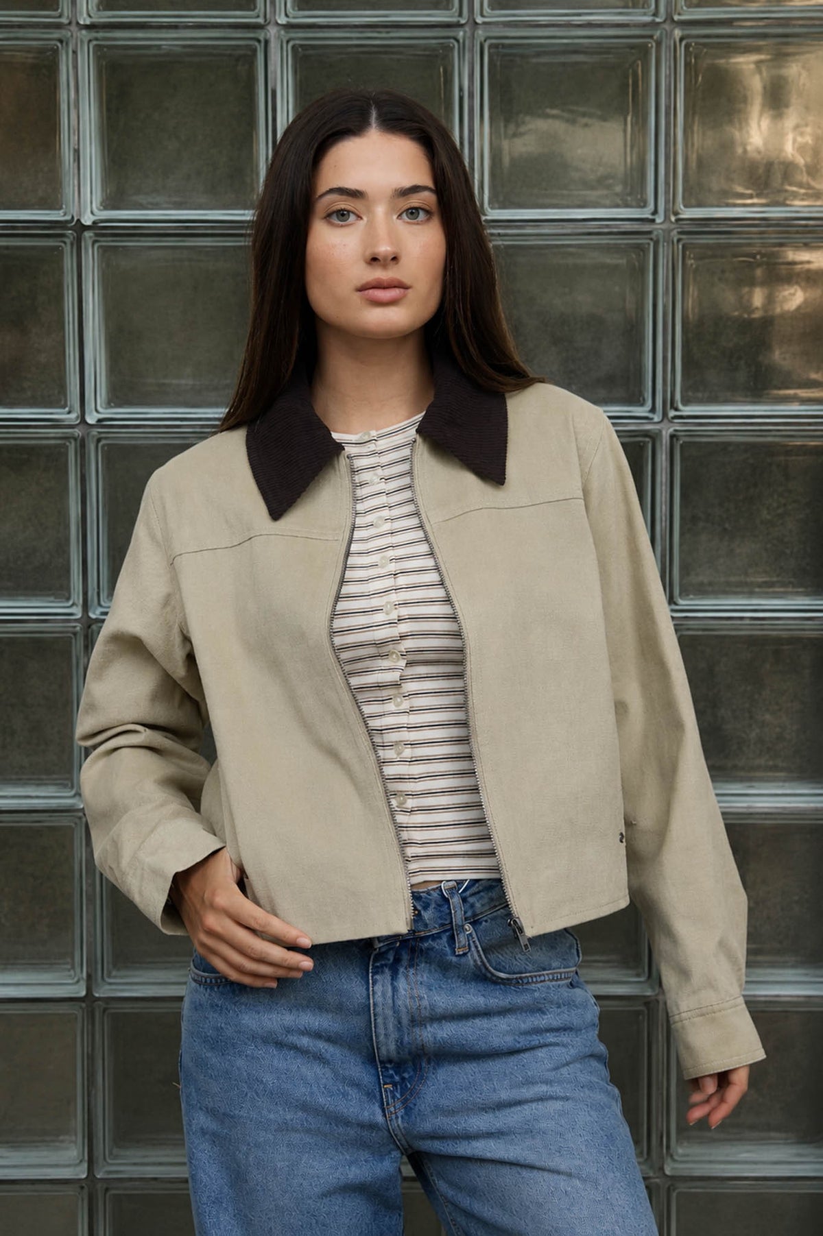 Corrine Contrast Corduroy Collar Zip-up Jacket
