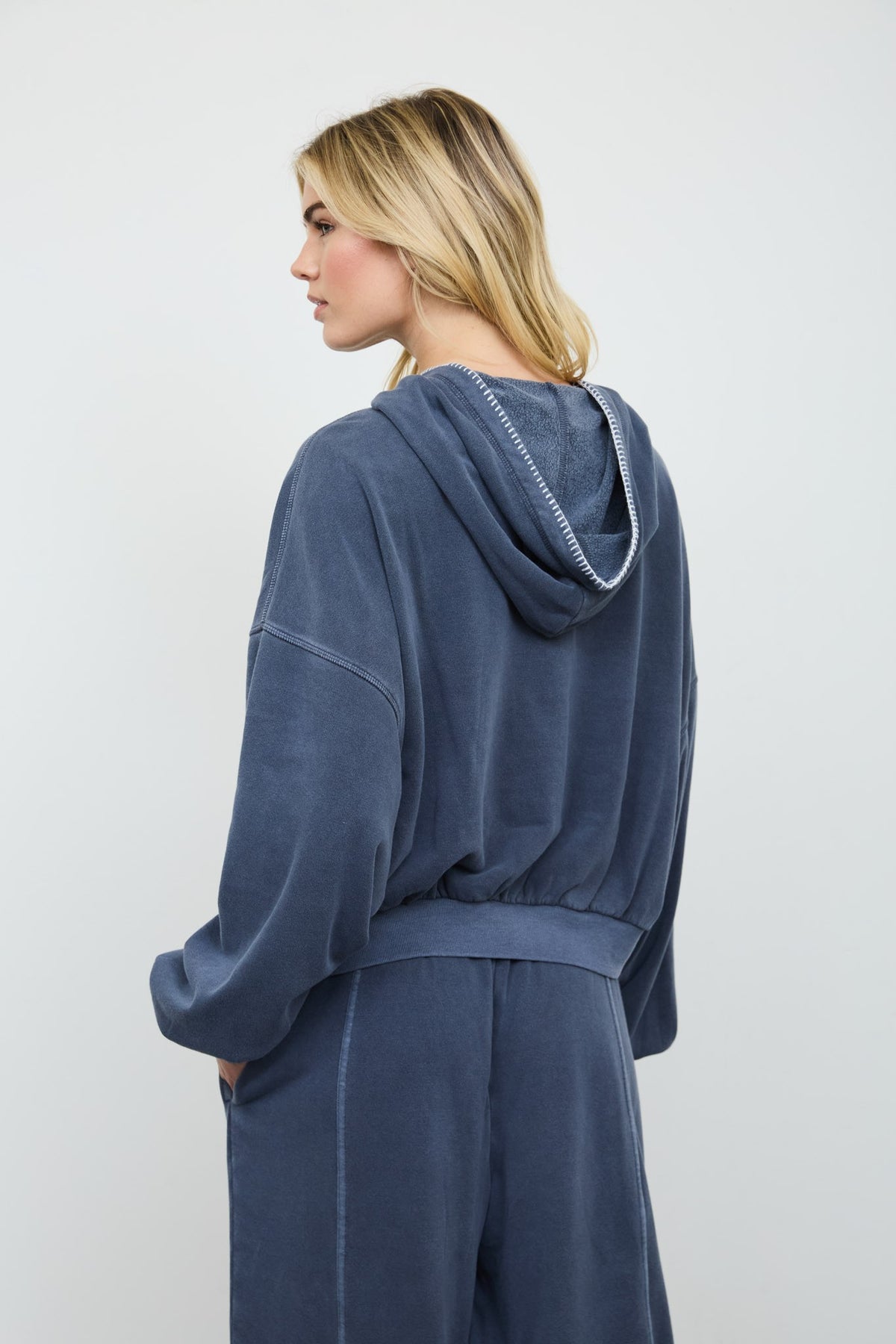 Juli Navy Cropped Hooded Kangaroo Pocket Knit Top