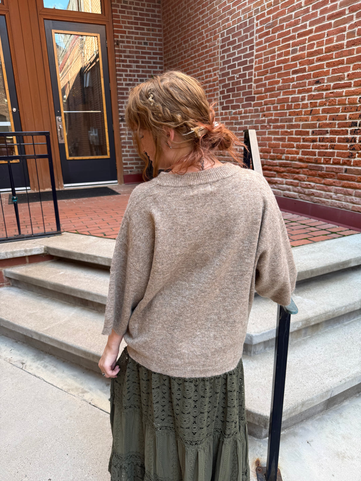 Heathered Crew Neck Half Sleeve Boxy Pullover in Tan