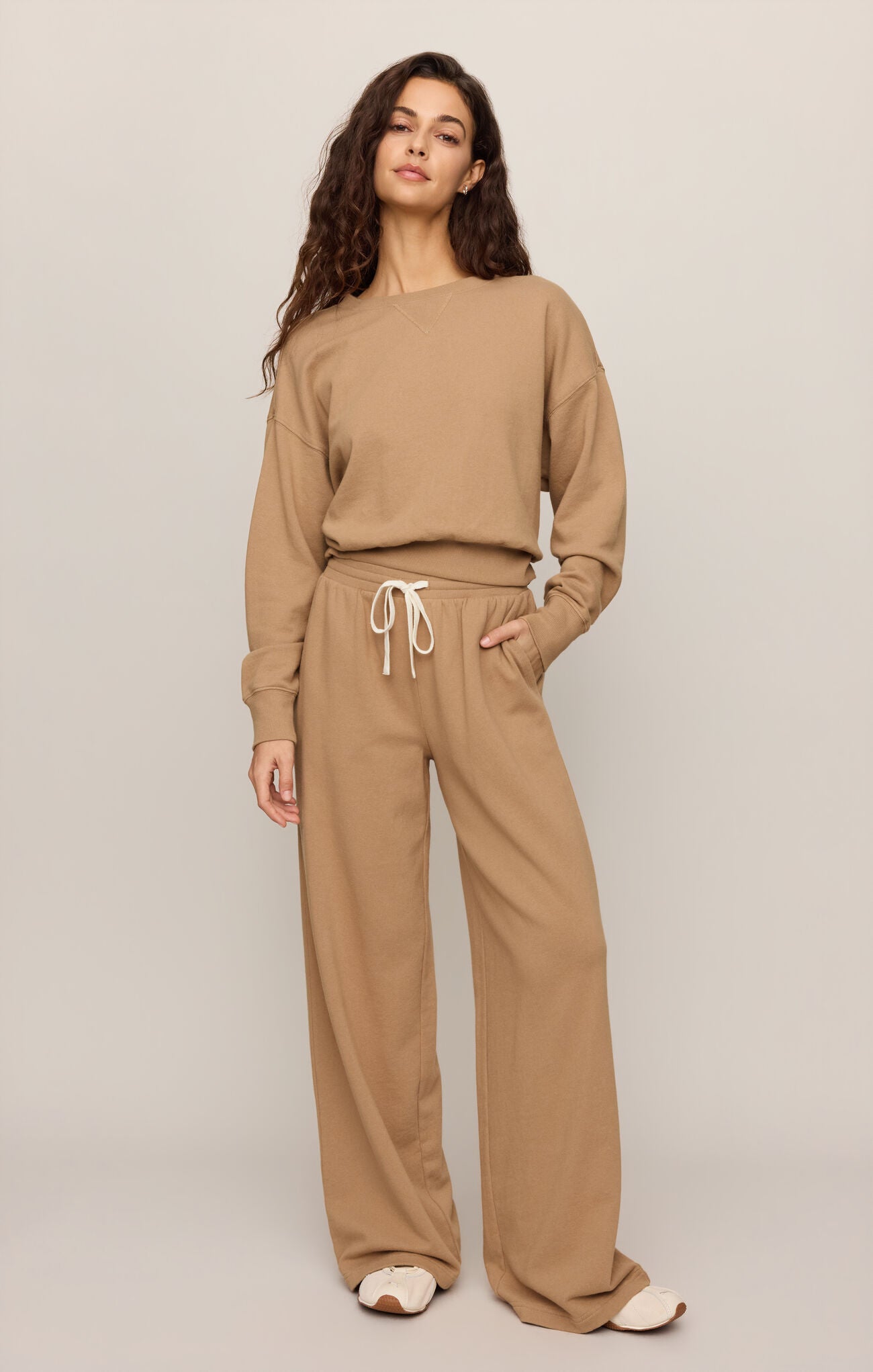 Clubhouse Sweatshirt in Light Toffee