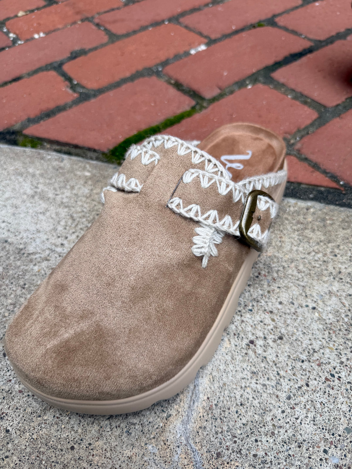 Nevada Clog in Taupe