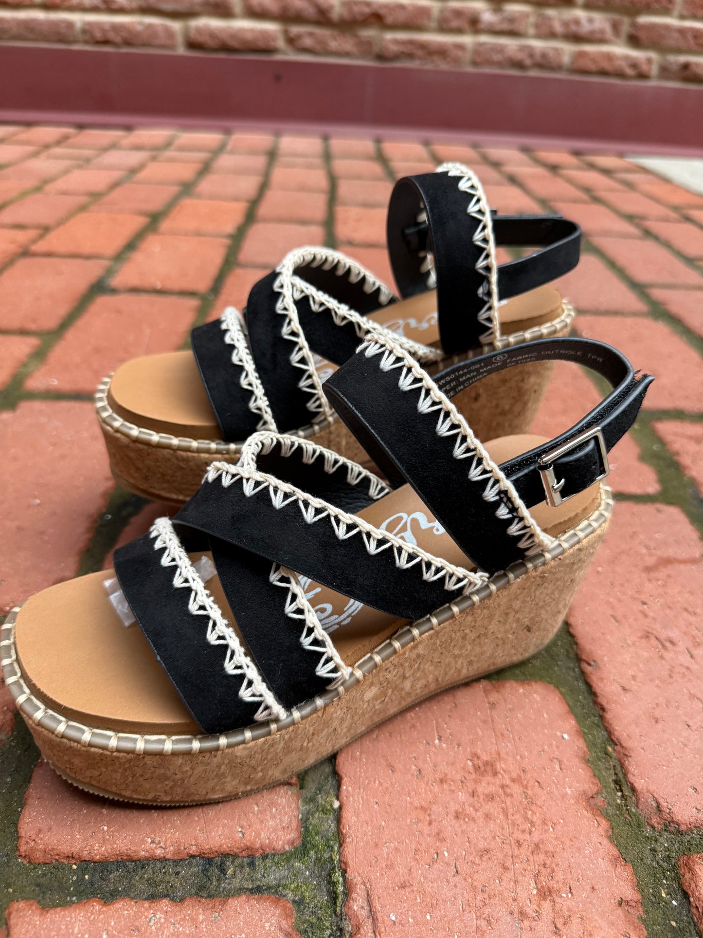Bethany Wedge in Black