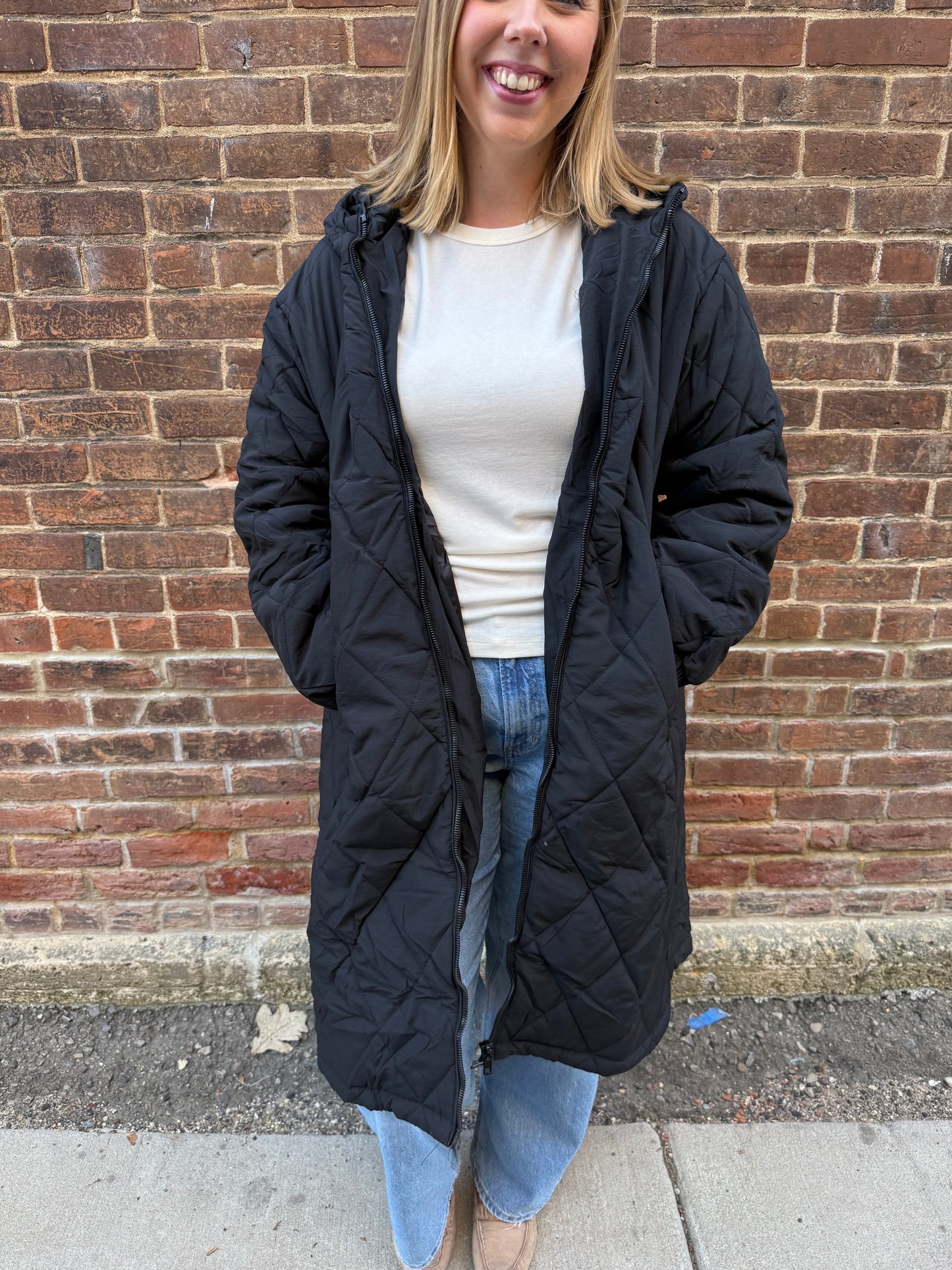 Norah Quilted Puffer Jacket in Black