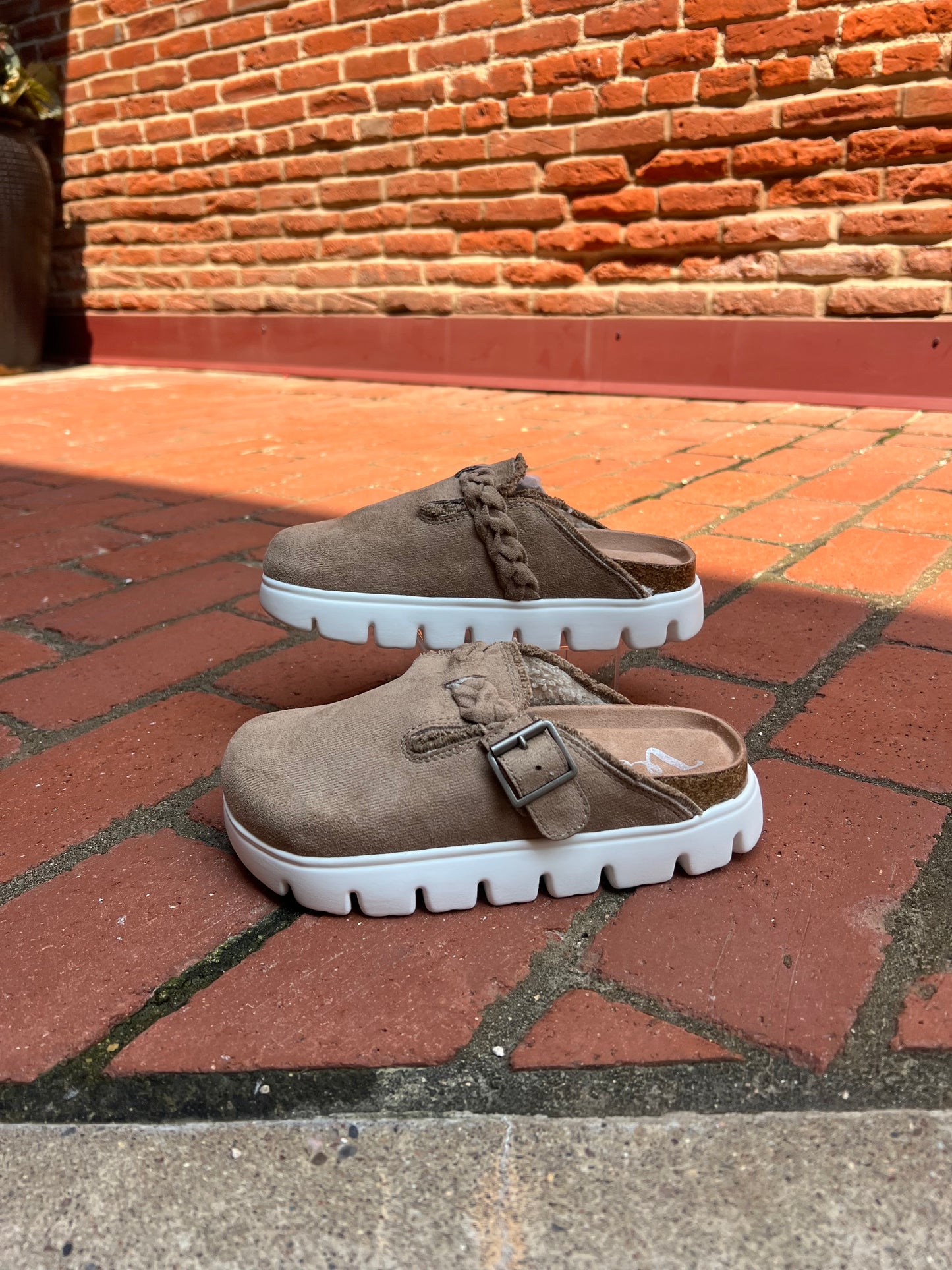 Cali Clogs in Taupe