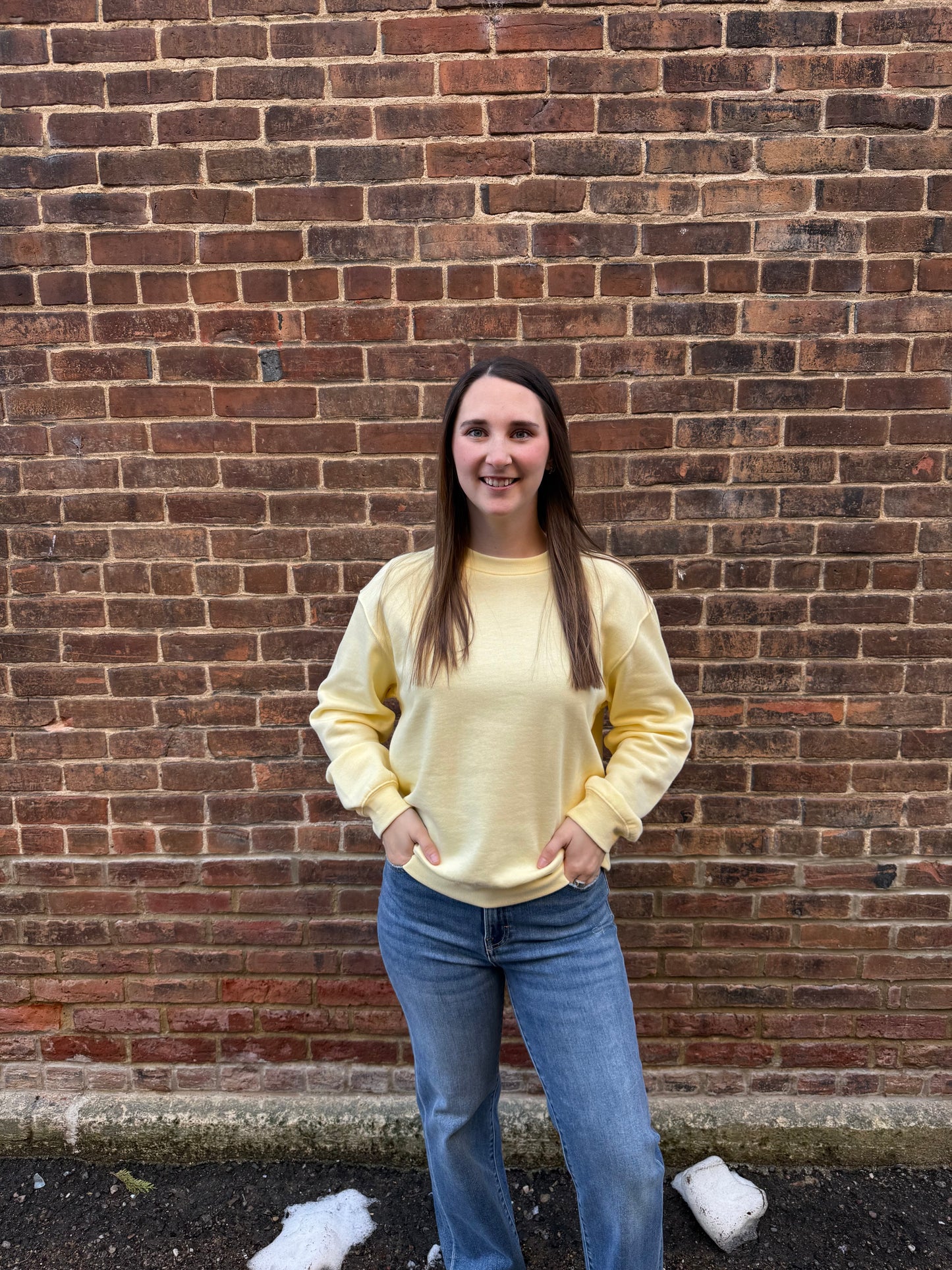Classic Boyfriend Sweatshirt in Butter Yellow