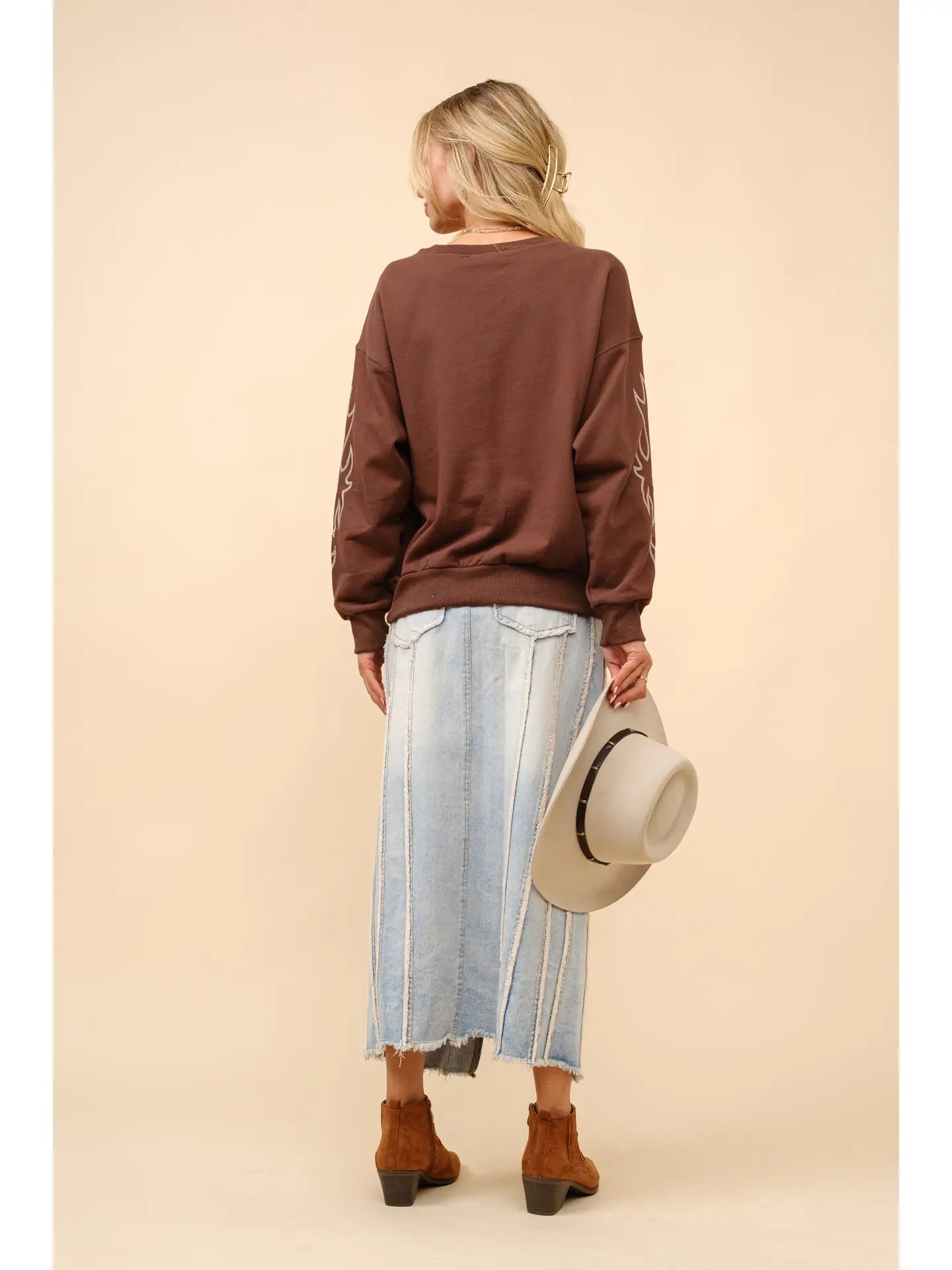 Chloe Western Boots Stitch Pullover Sweatshirt