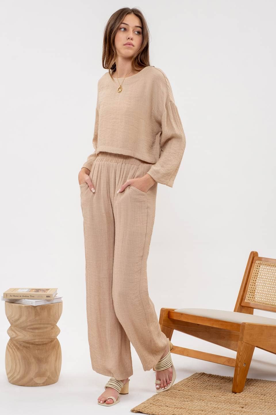 Reese Lightweight Pants in Khaki